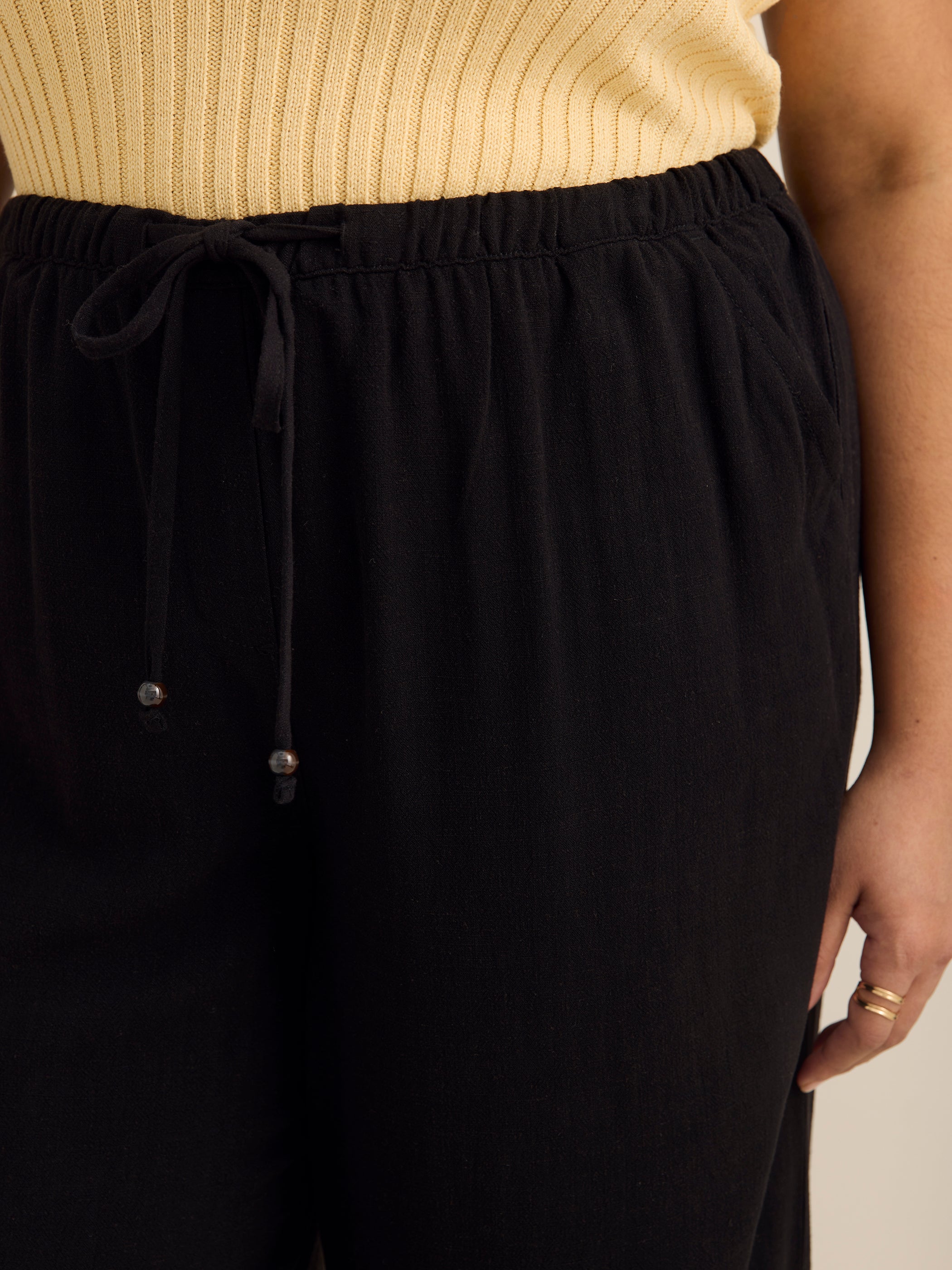 Linen-Blend Wide-Leg Crop Pant with Drawstring at Waistband