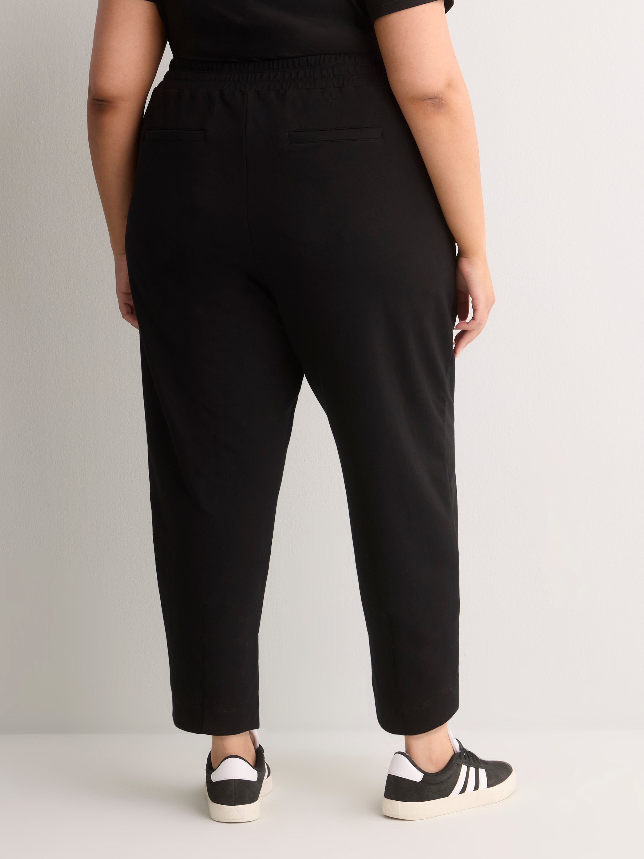 Black Pull-On Barrel-Leg Knit Jogger Pant - Active Zone