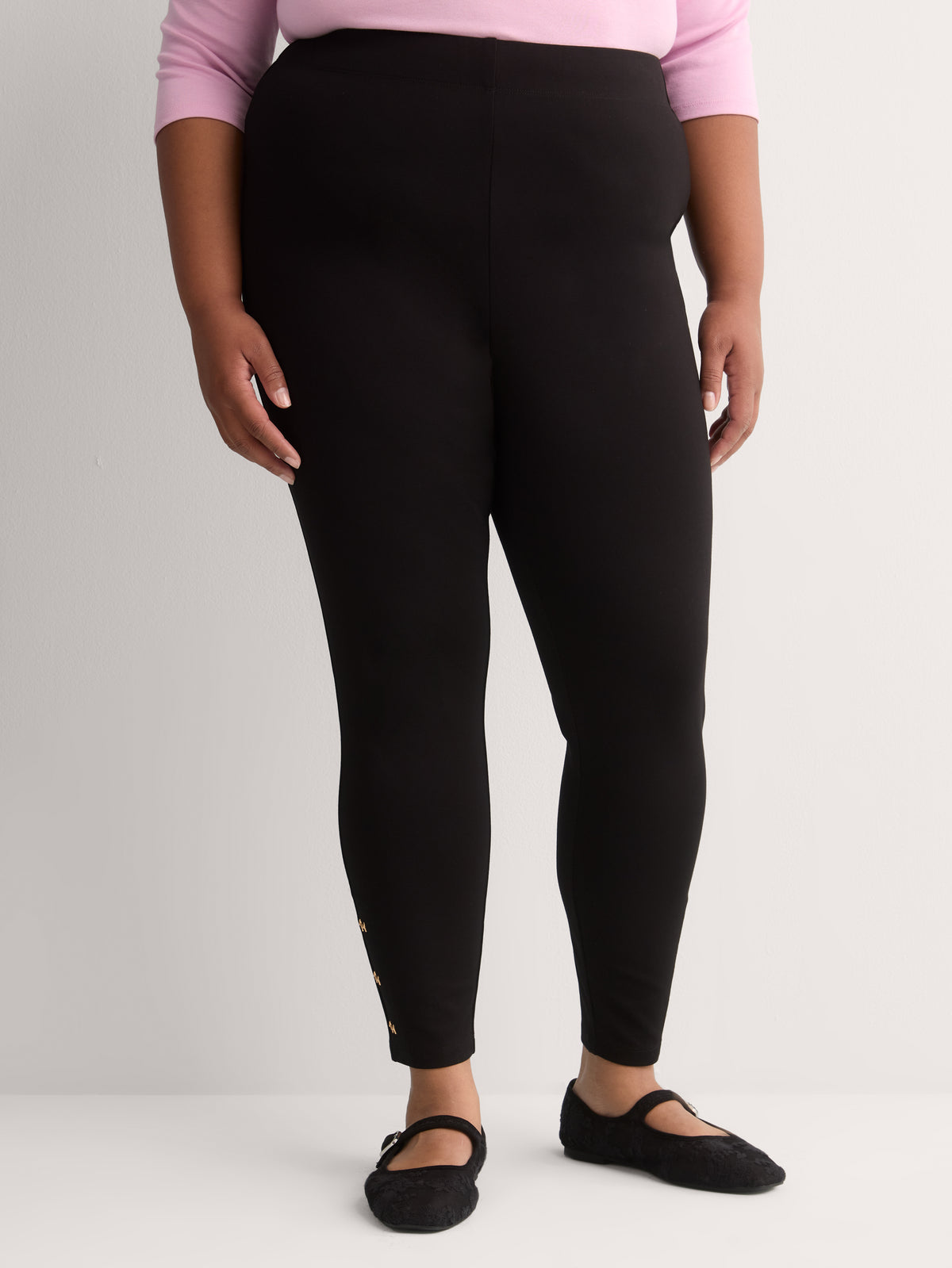 Legging tendance noir avec rivets dorés en forme de chien, tissu responsable