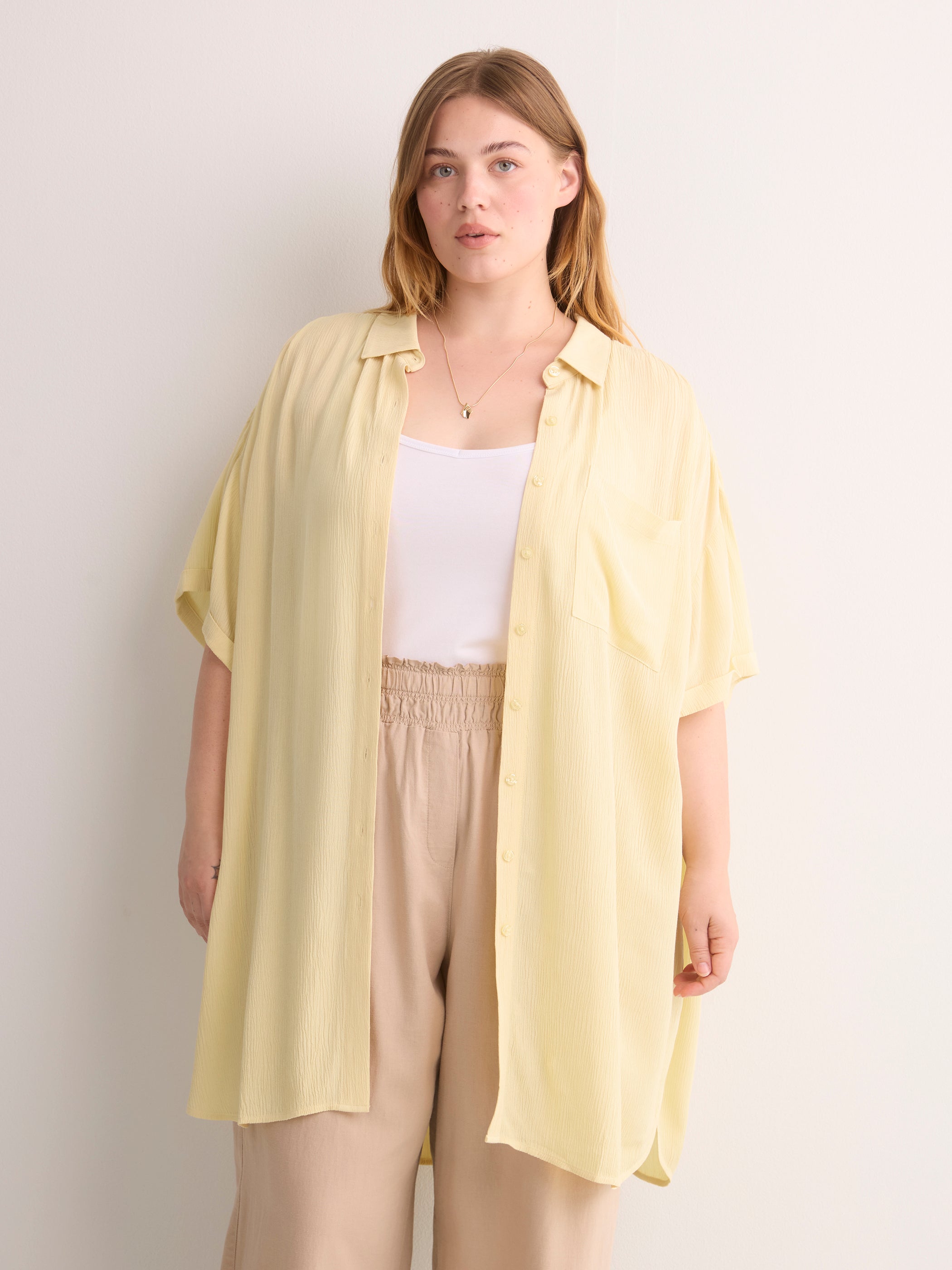 Loose-Fit Short-Sleeve Crinkle Buttoned-Down Tunic