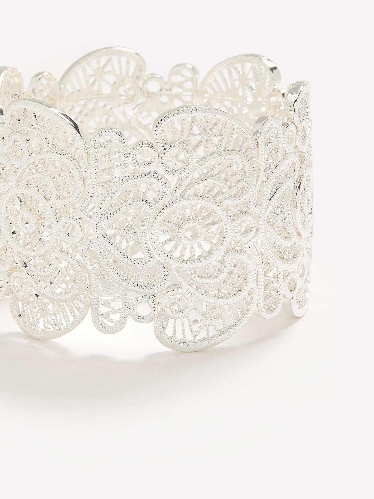 Wide Silver Lace-Effect Elastic Bracelet