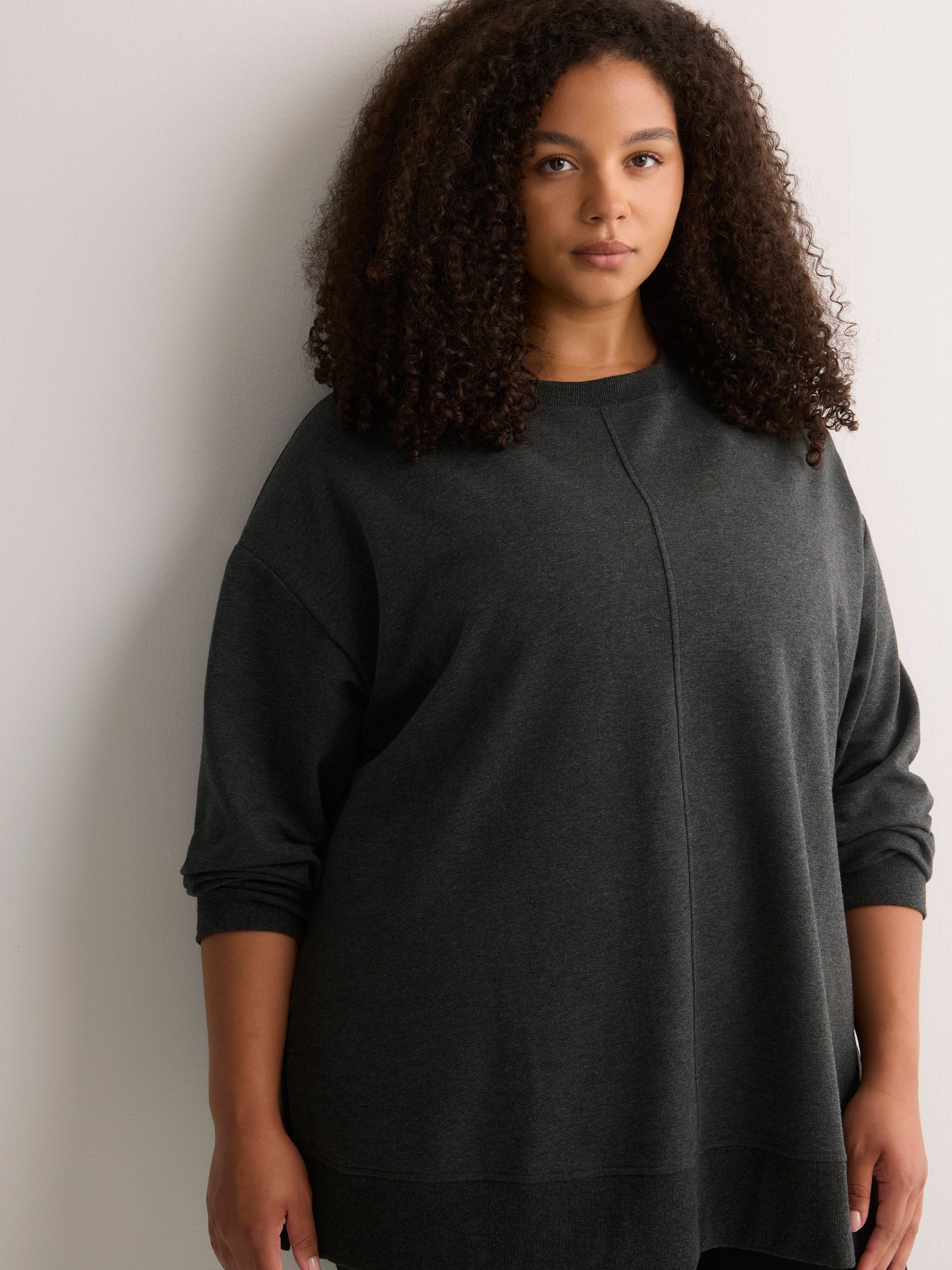 French Terry Long Sweatshirt with Fashion Cut - Active Zone
