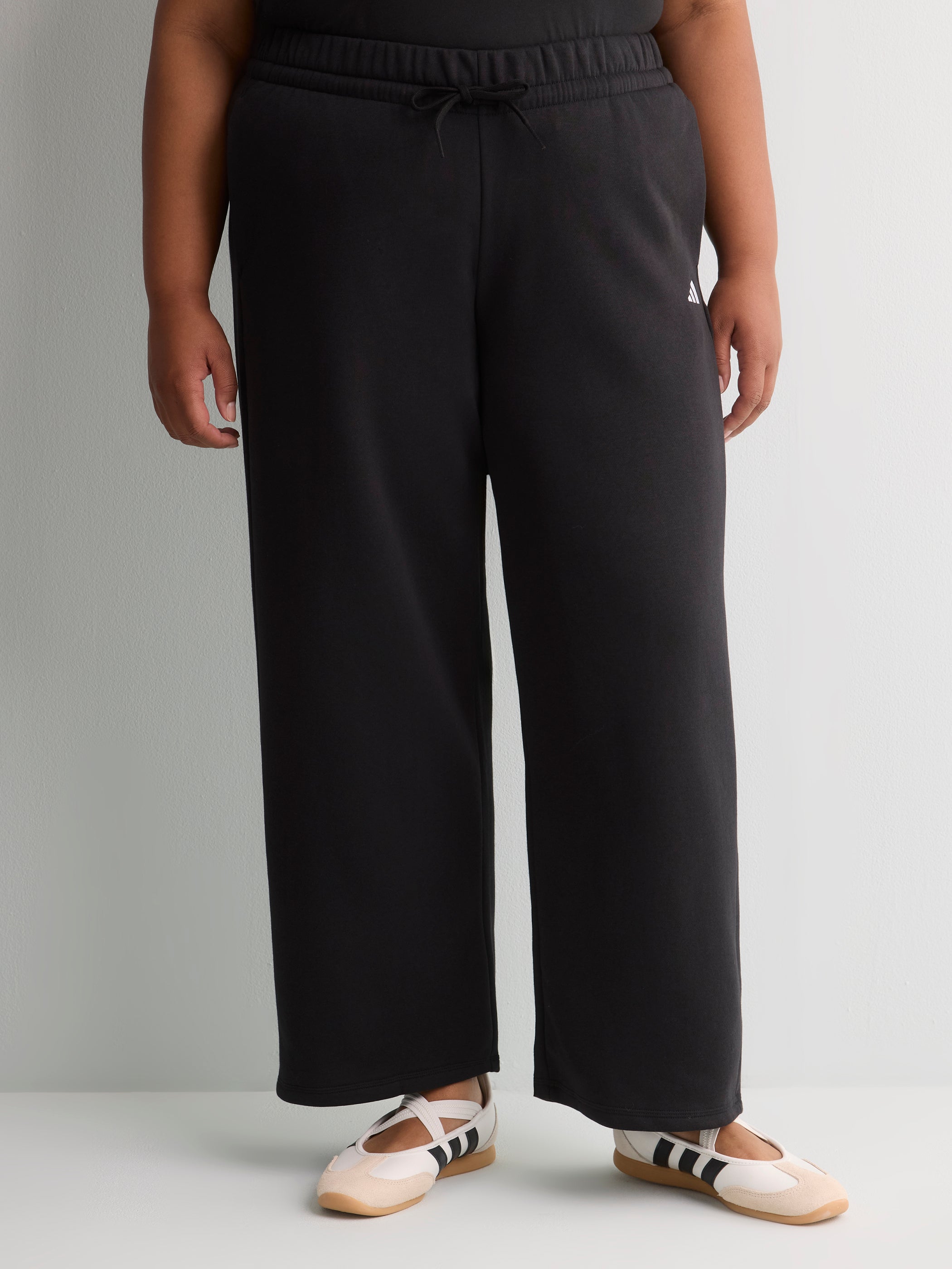Black Essential Fleece Open-Hem Pant - adidas