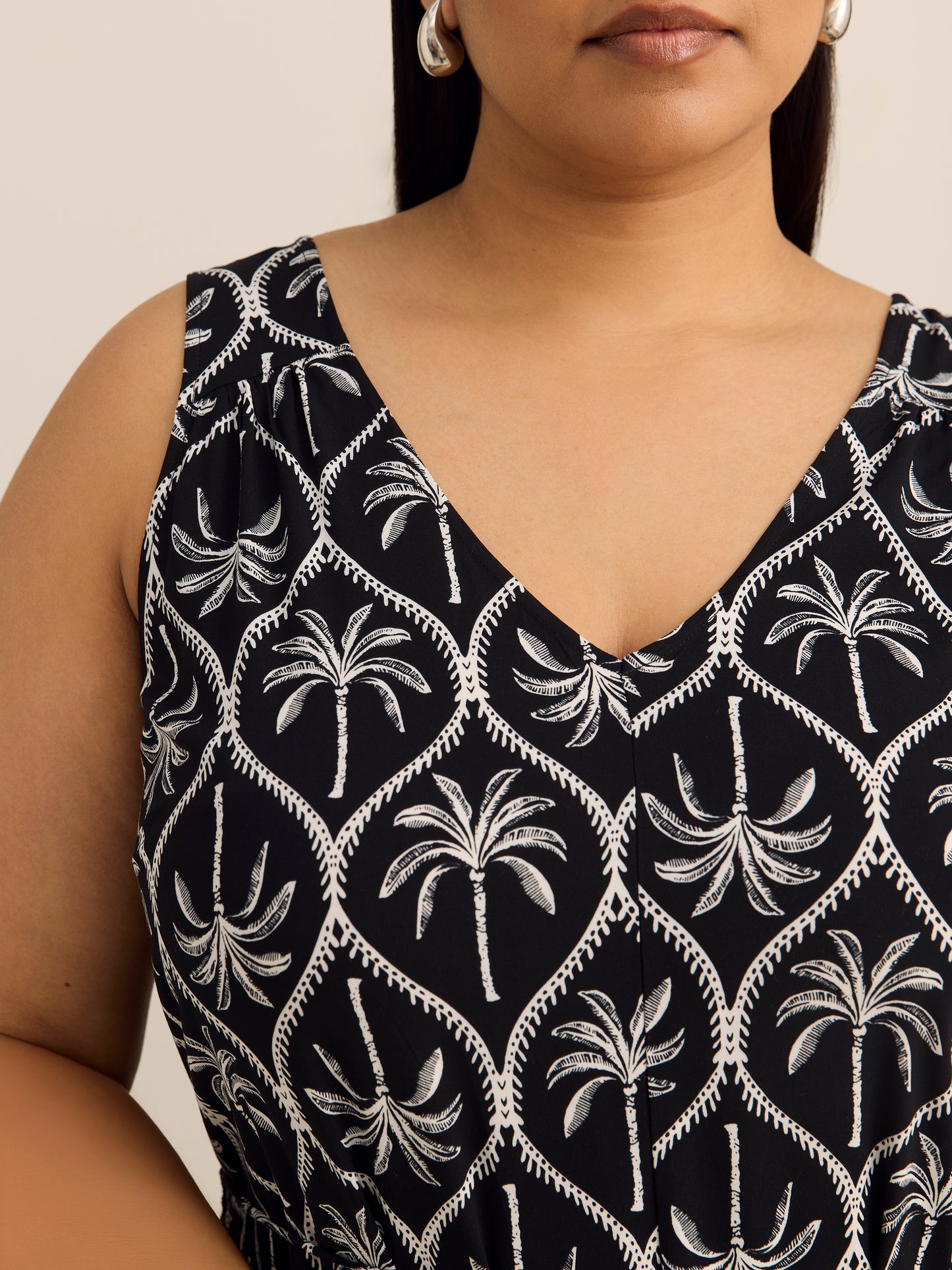 Responsible, V-Neck Sleeveless Tiered Maxi Dress with Tie Belt