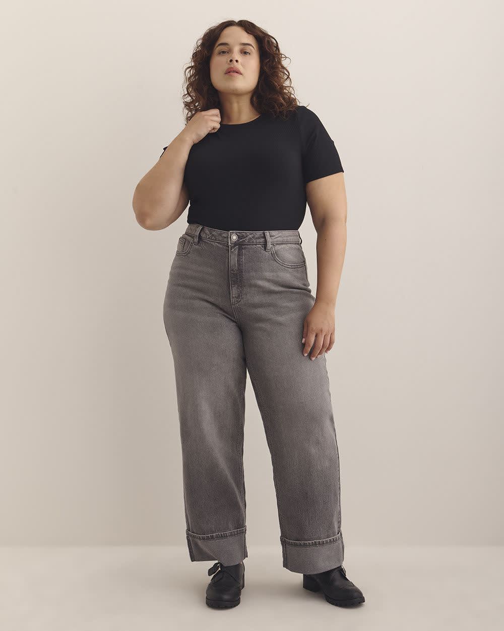 Justaucorps à  col rond et à  manches courtes