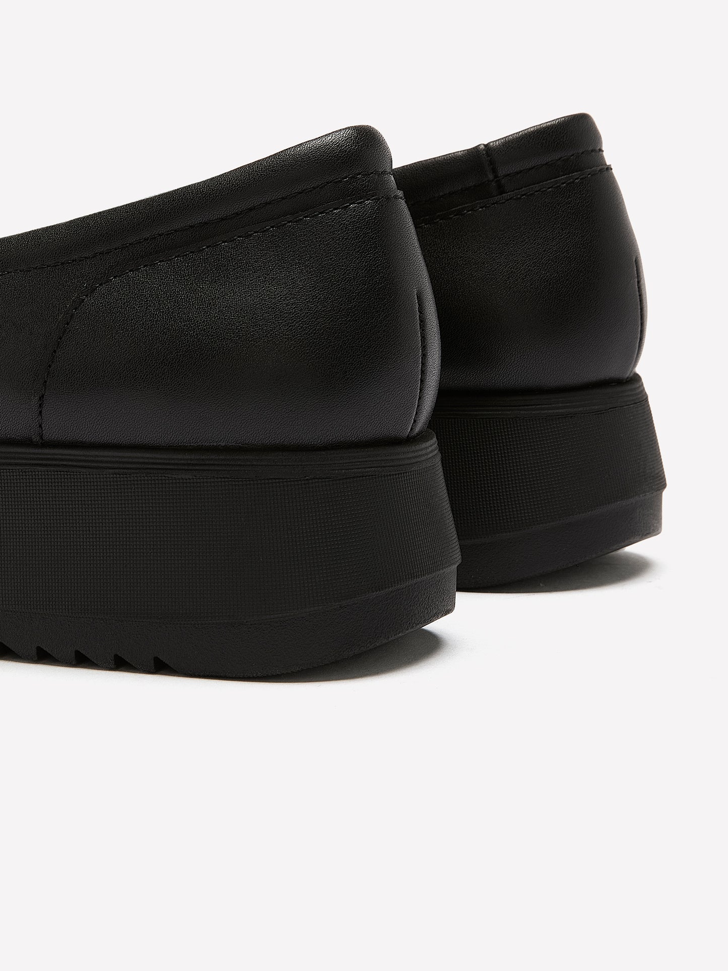 Wide Width, Zylah Vine Black Leather Wedge Loafer - Clarks