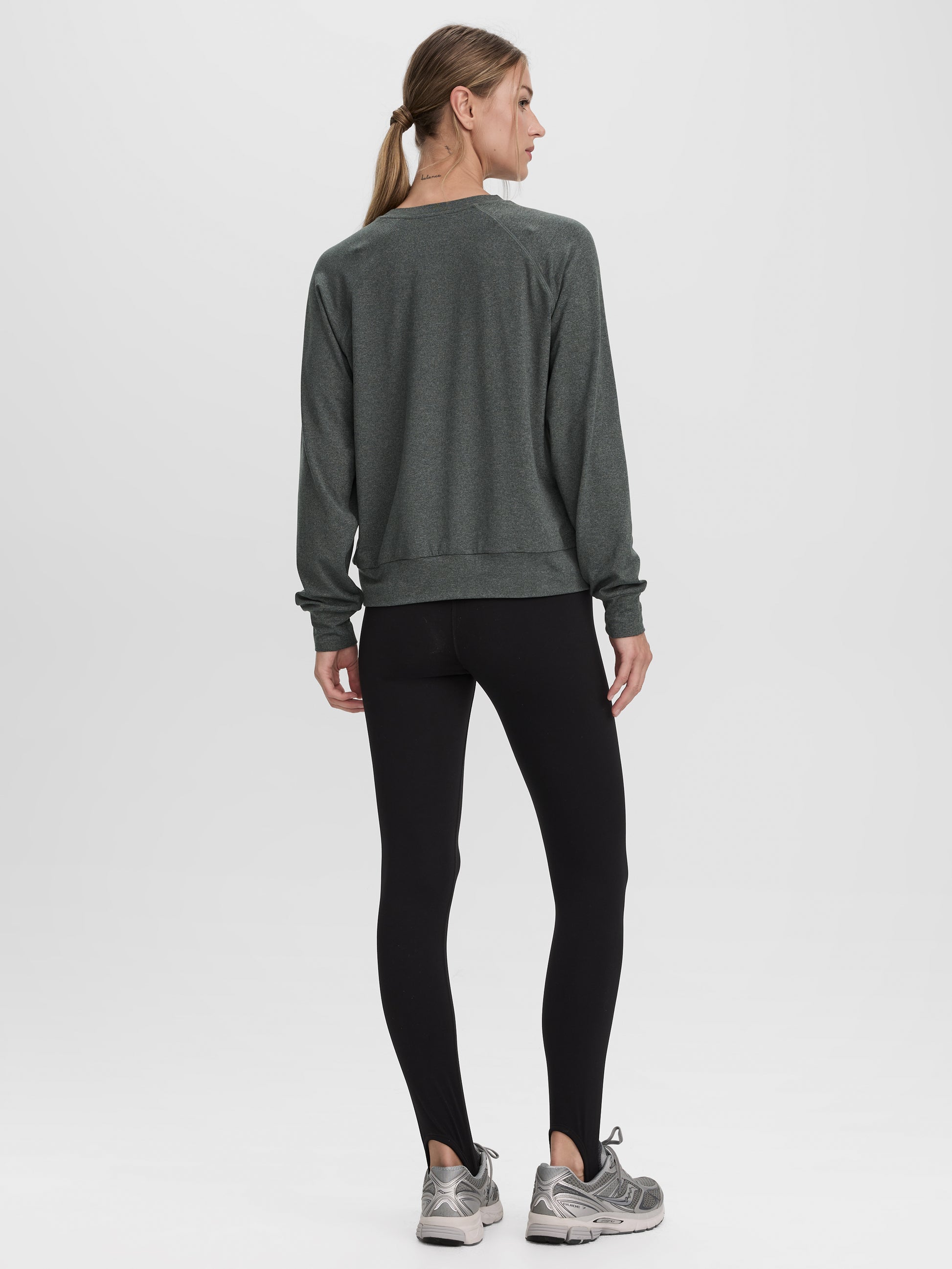 Crew-Neck Pullover - DRY-LUX (R) Hyba Essentials