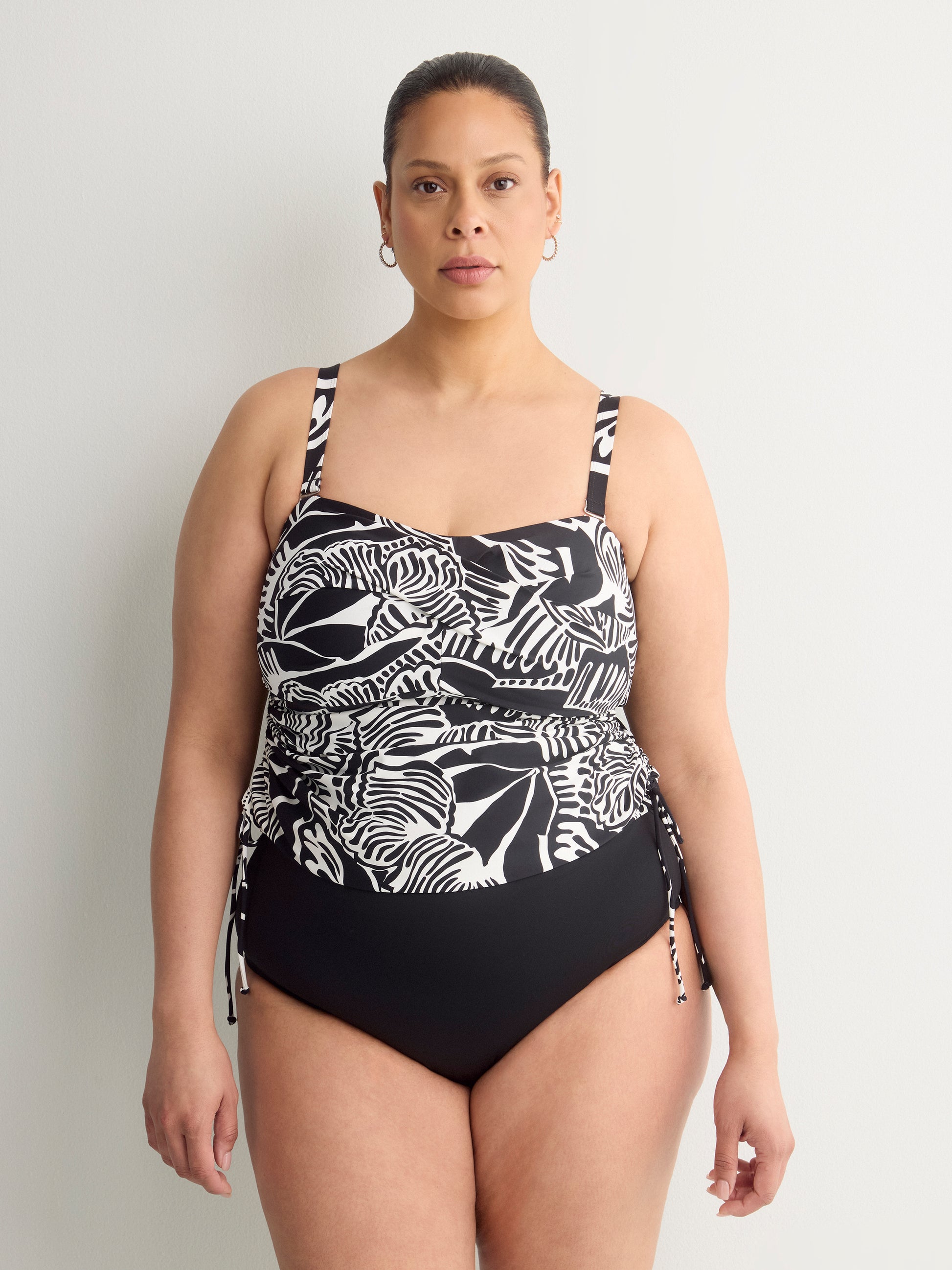 Black Foliage-Print Twisted Bandeau Tankini Top