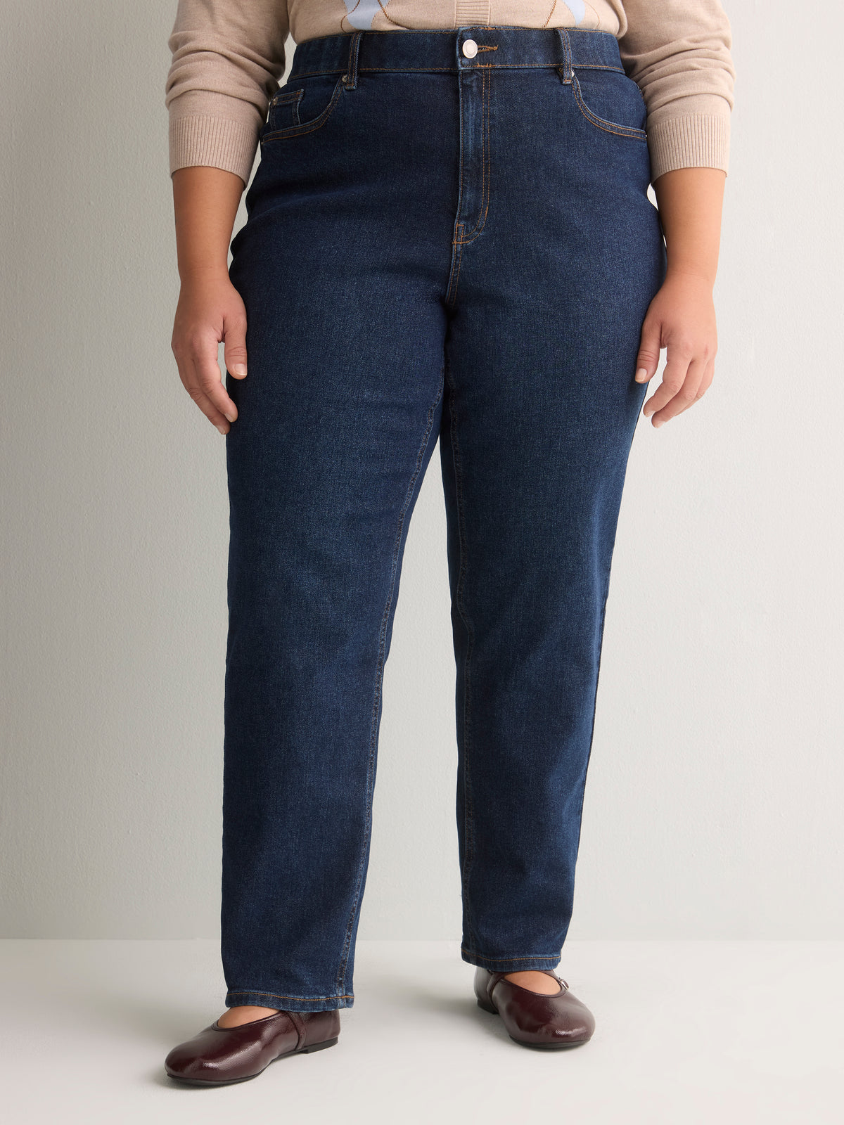 Curvy-Fit Straight-Leg Jean - d/C JEANS