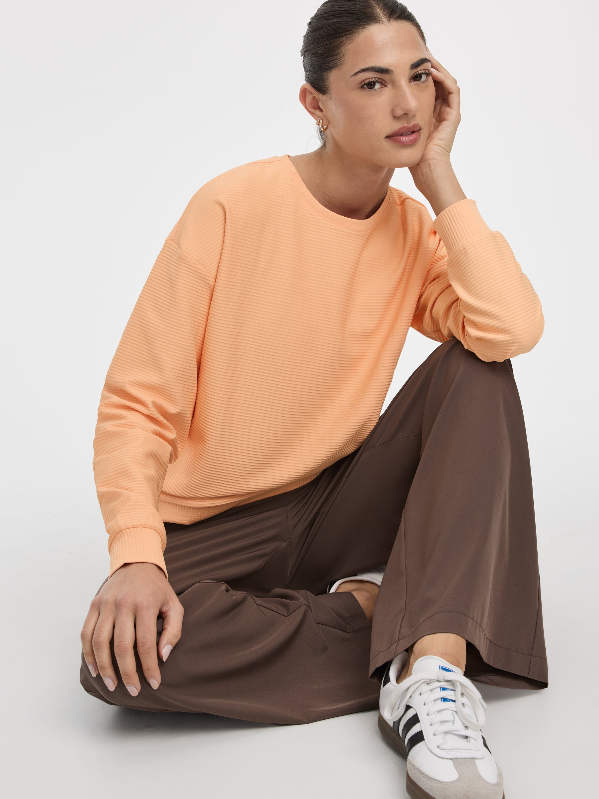 Crew-Neck Sweatshirt with Side Zippers - Hyba