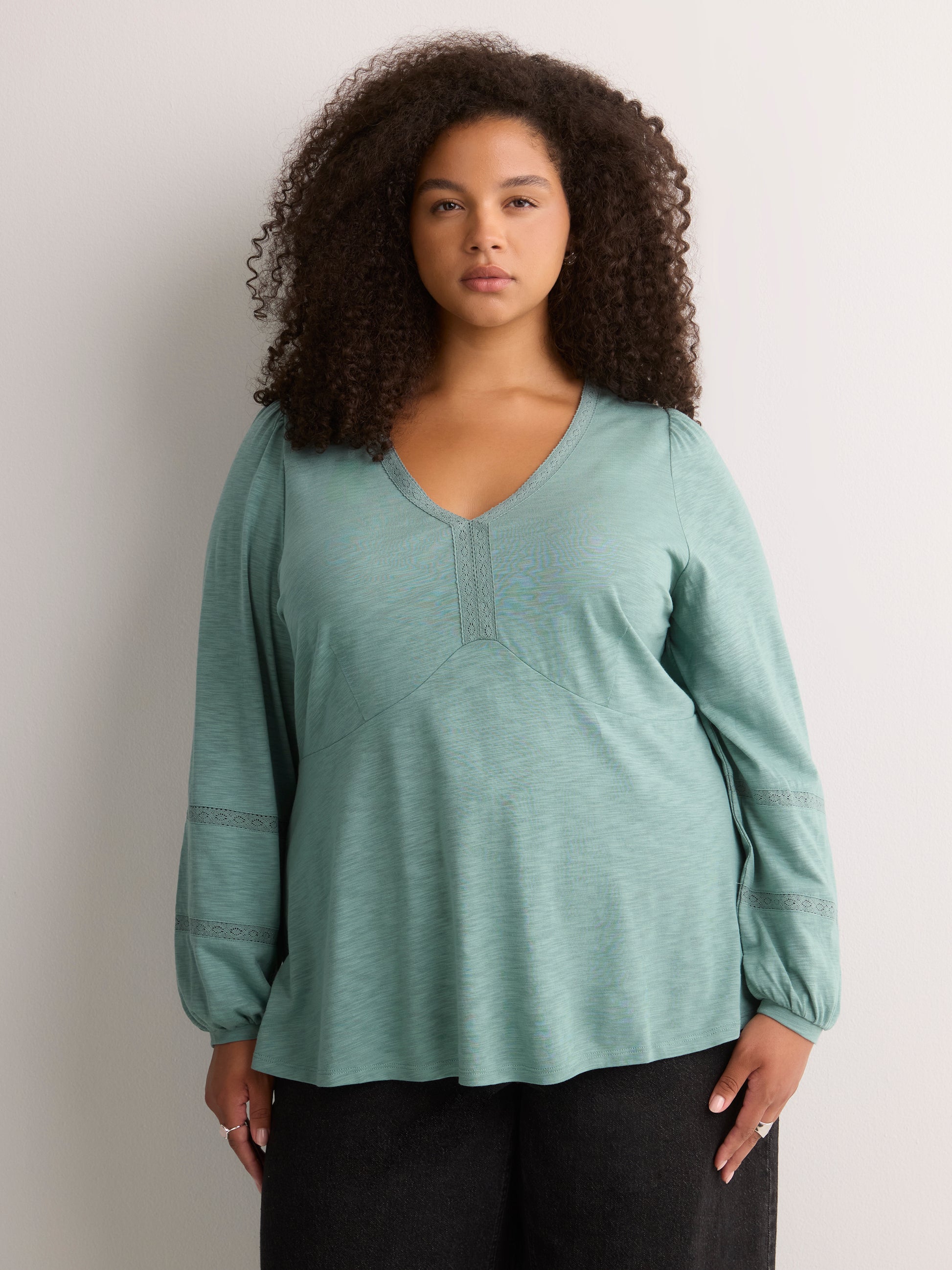 Slight Swing V-Neck Blouse with Crochet Tape