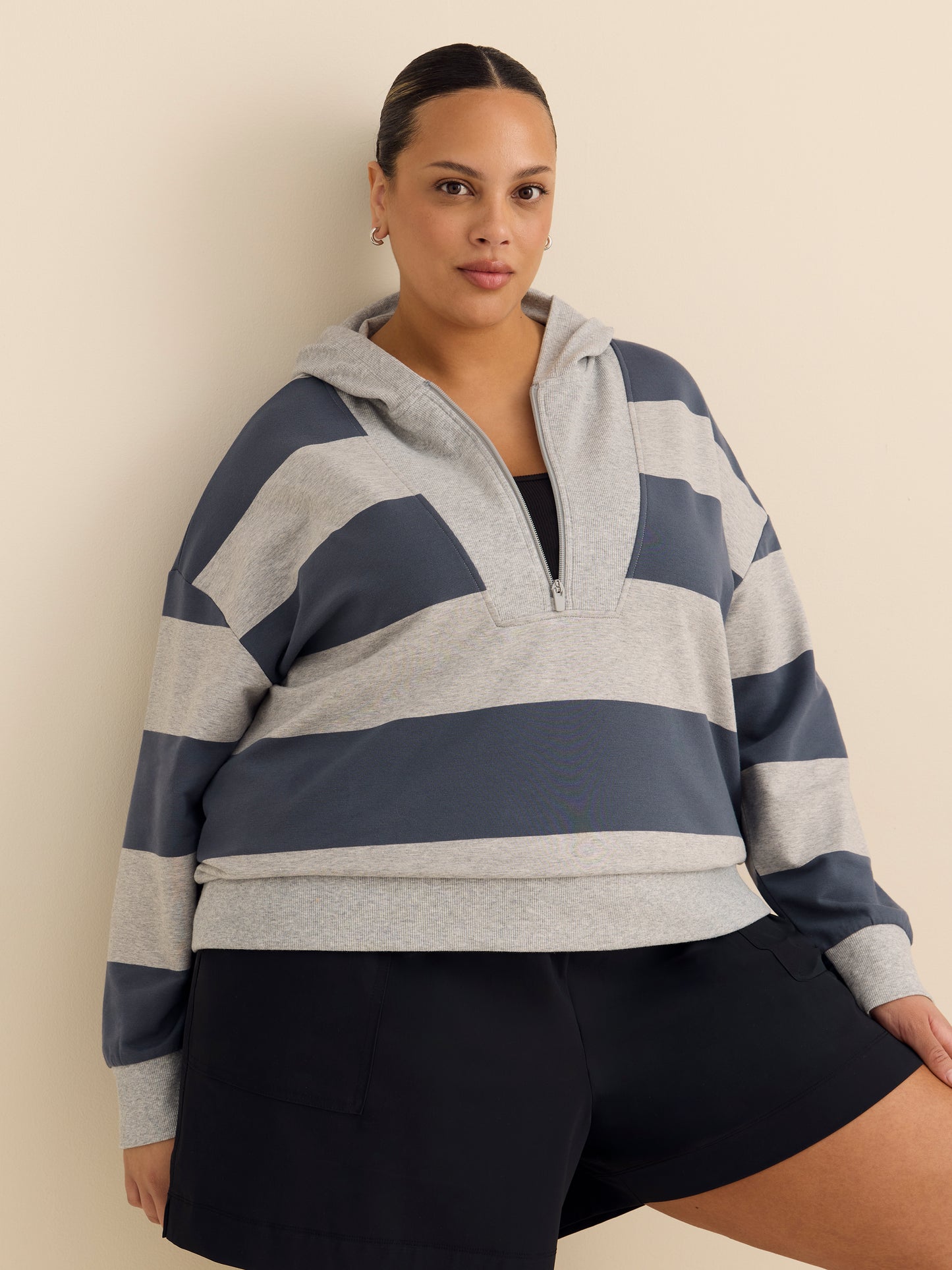 Long Pull-Over Sweatshirt with Hood - Active Zone