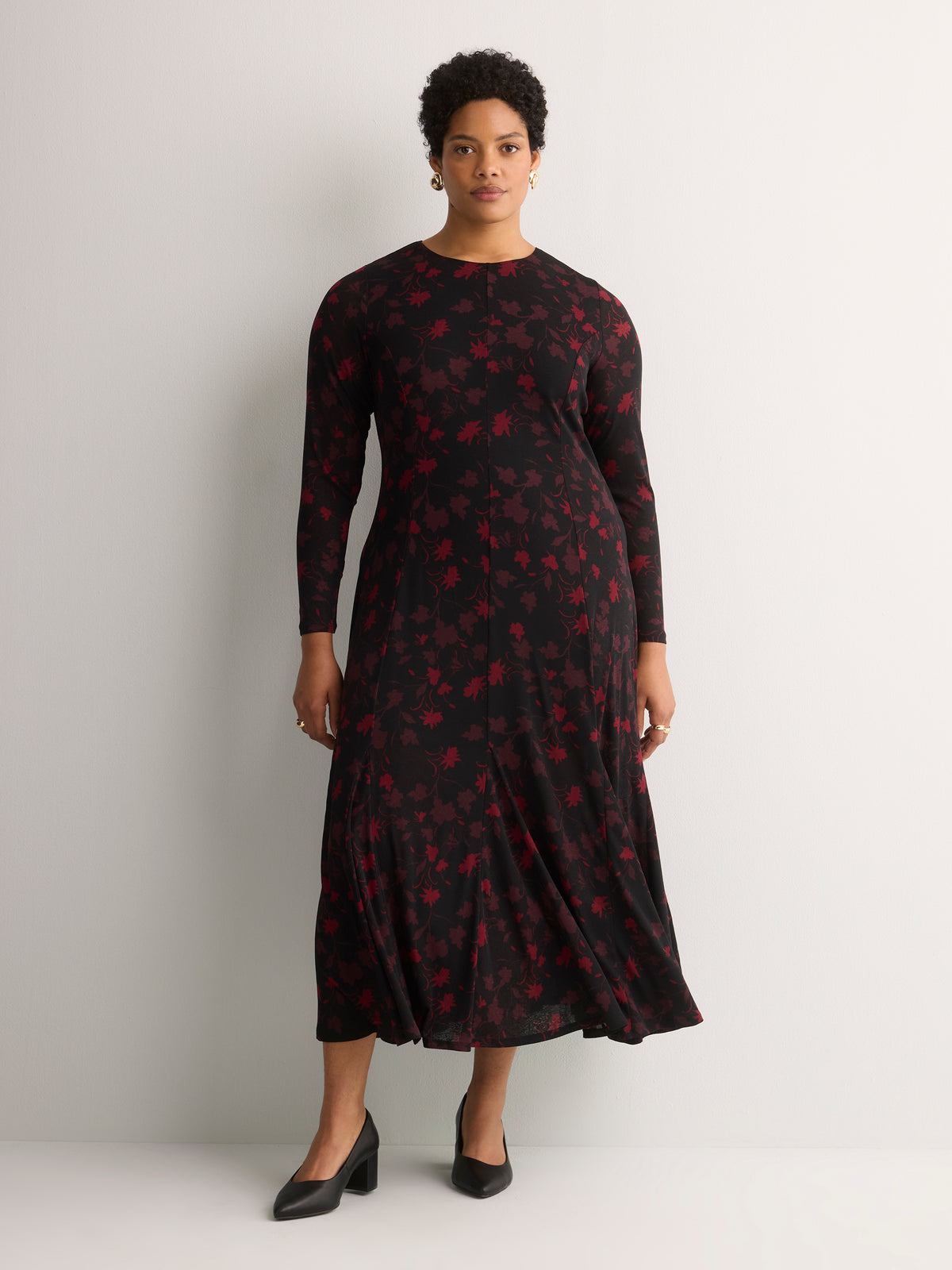 Black Floral Fit-and-Flare Shirred Maxi Dress