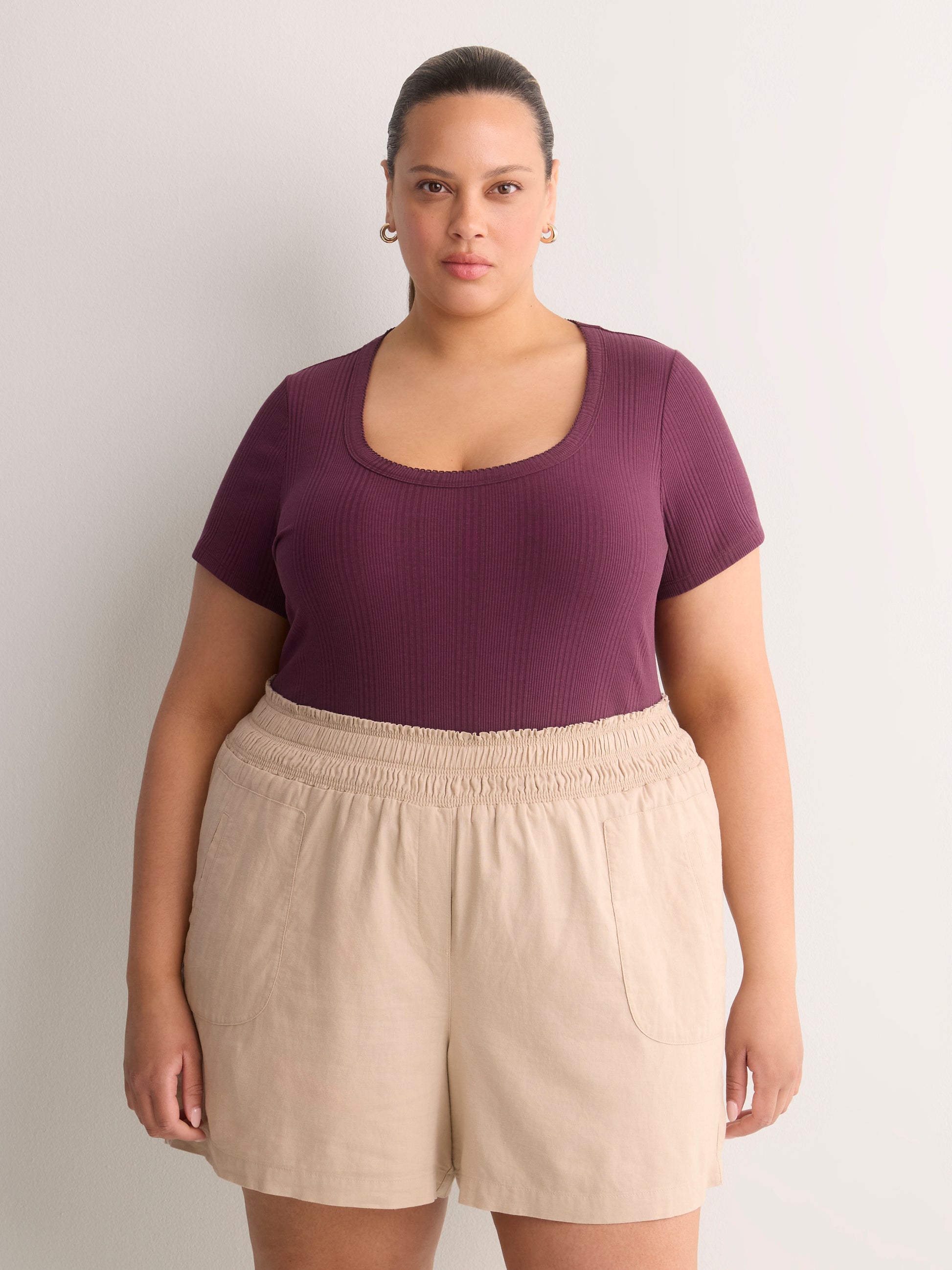 Ribbed Knit Fitted Short-Sleeve T-Shirt
