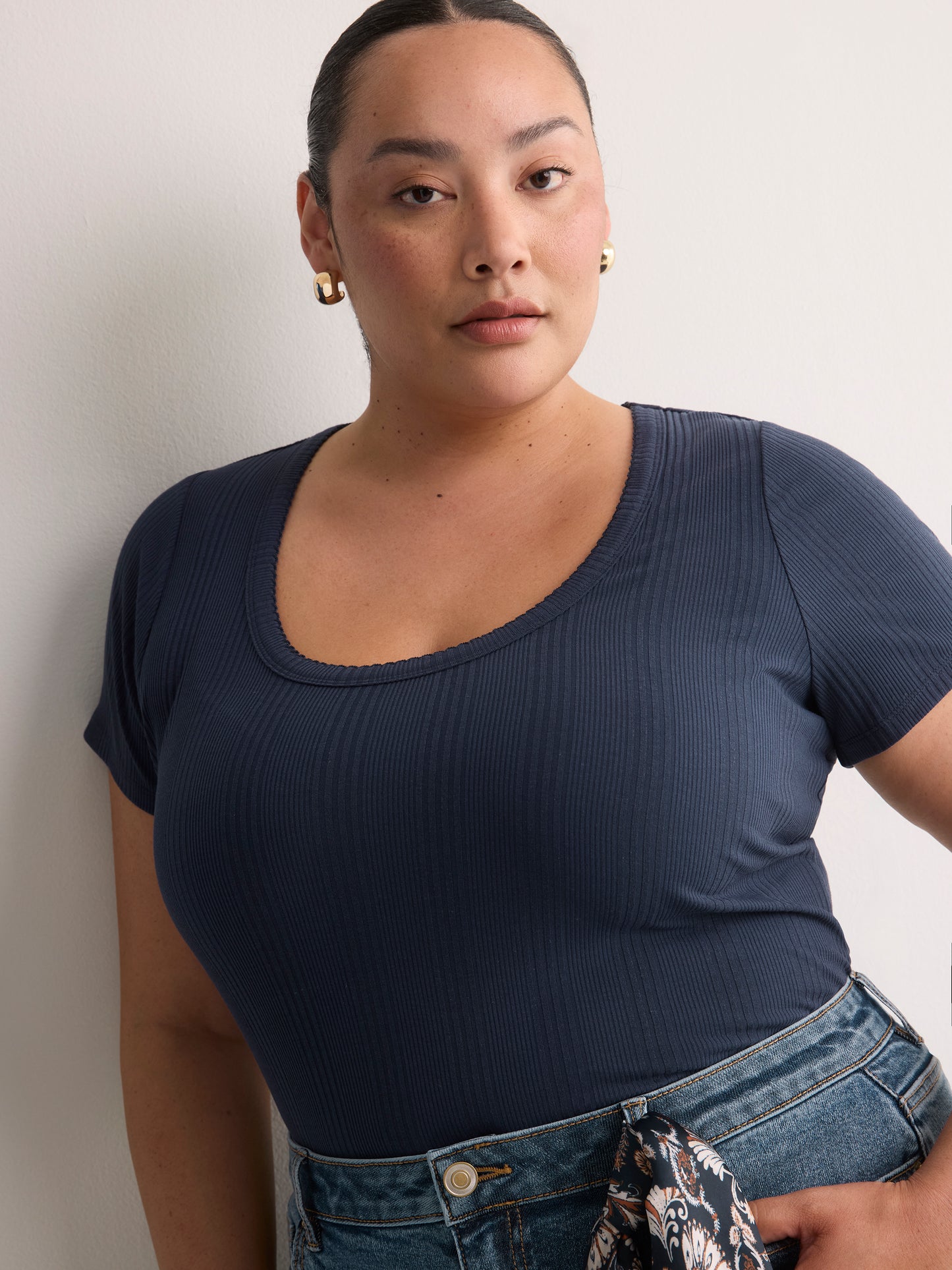 Ribbed Knit Fitted Short-Sleeve T-Shirt