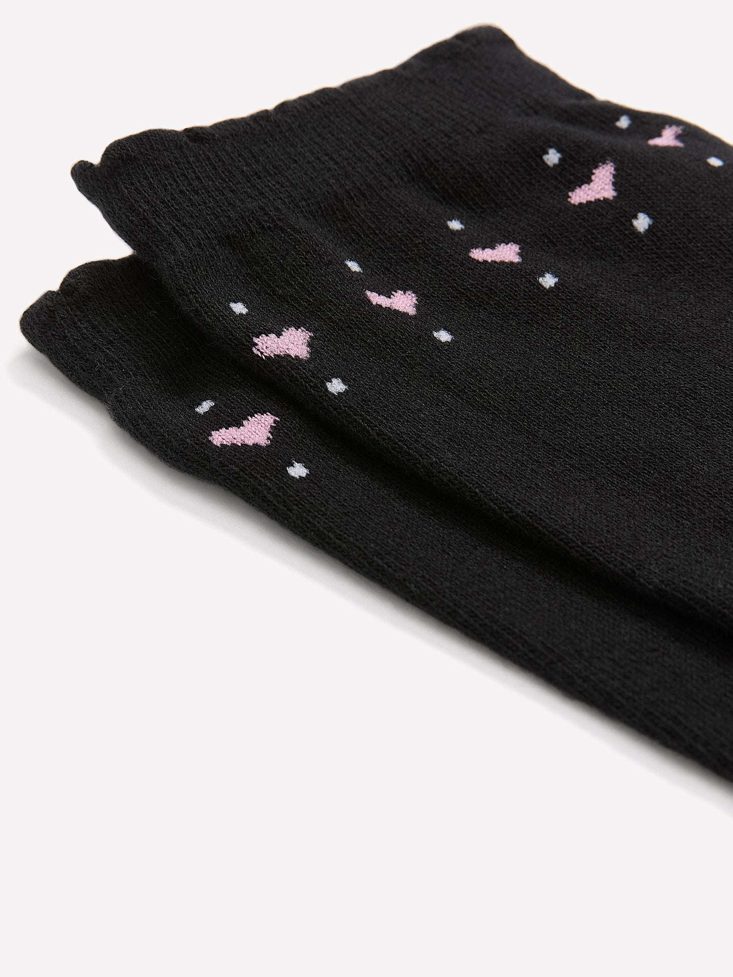Scalloped-Edge Crew Socks with Hearts Placement Print