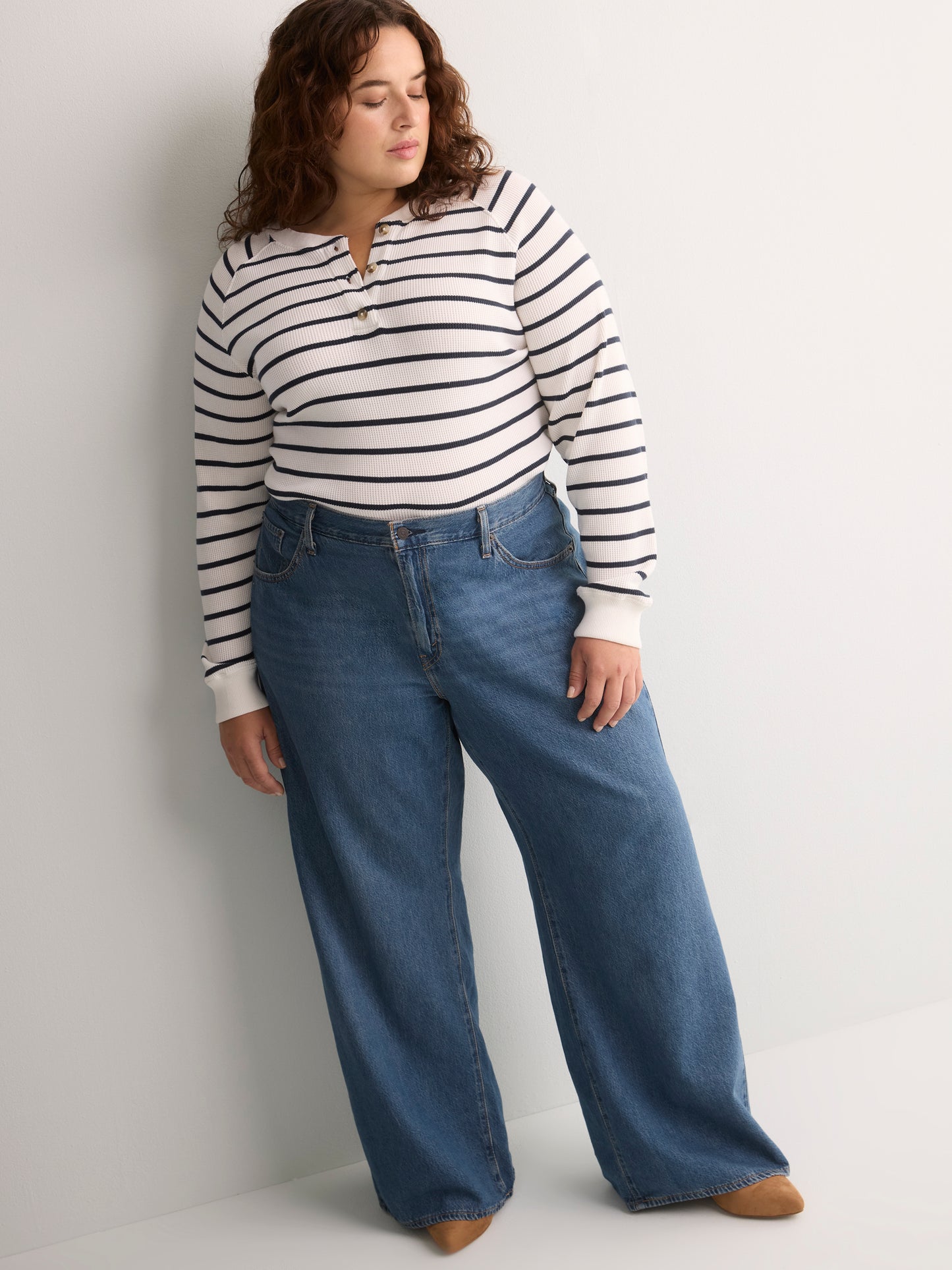 Medium Blue Cinch Baggy-Leg Jean - Levi's