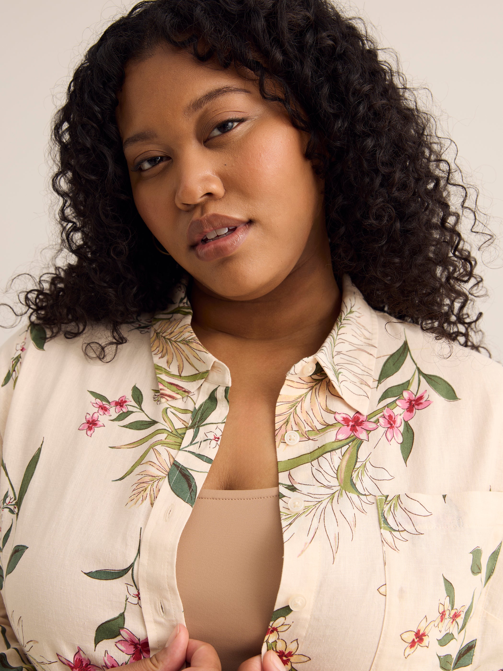 Linen-Blend Buttoned Down Shirt