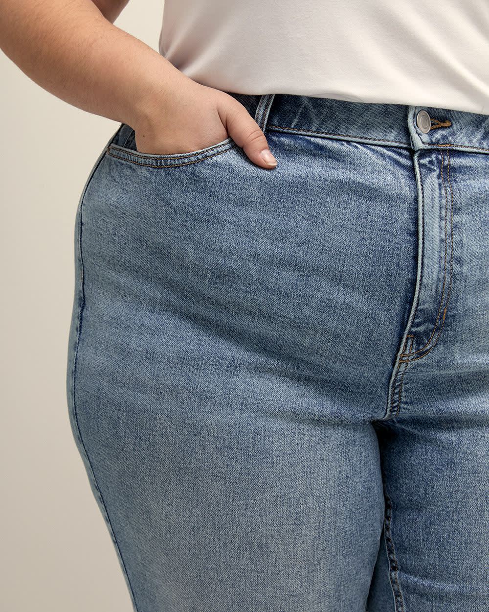 Petite, Curvy-Fit Straight-Leg Jean - d/C JEANS