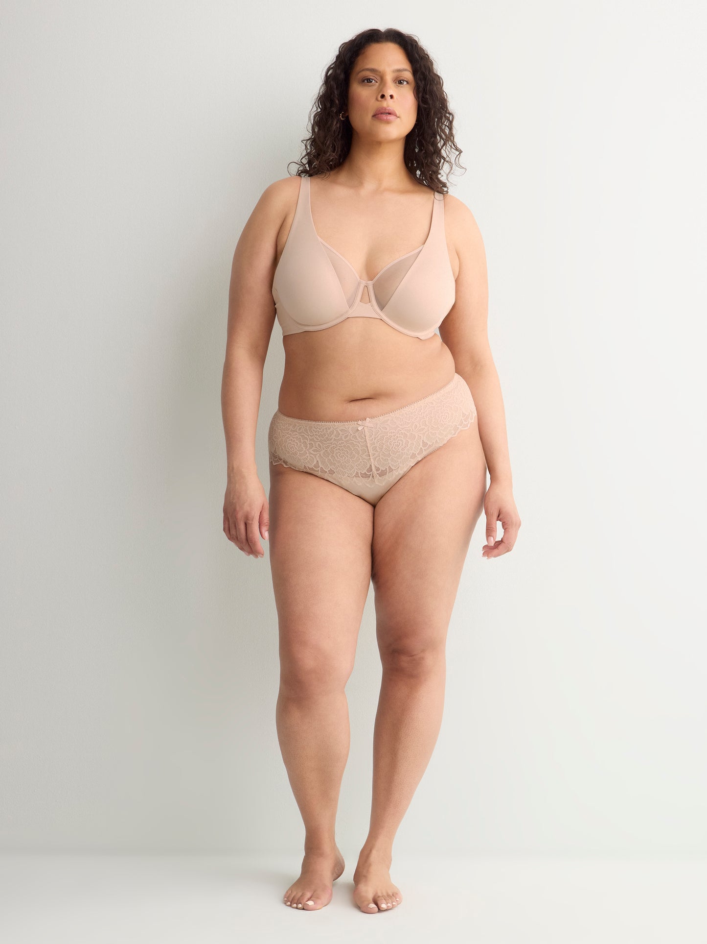 Unlined Underwire Bra with Mesh, G-H Cups - Déesse Collection
