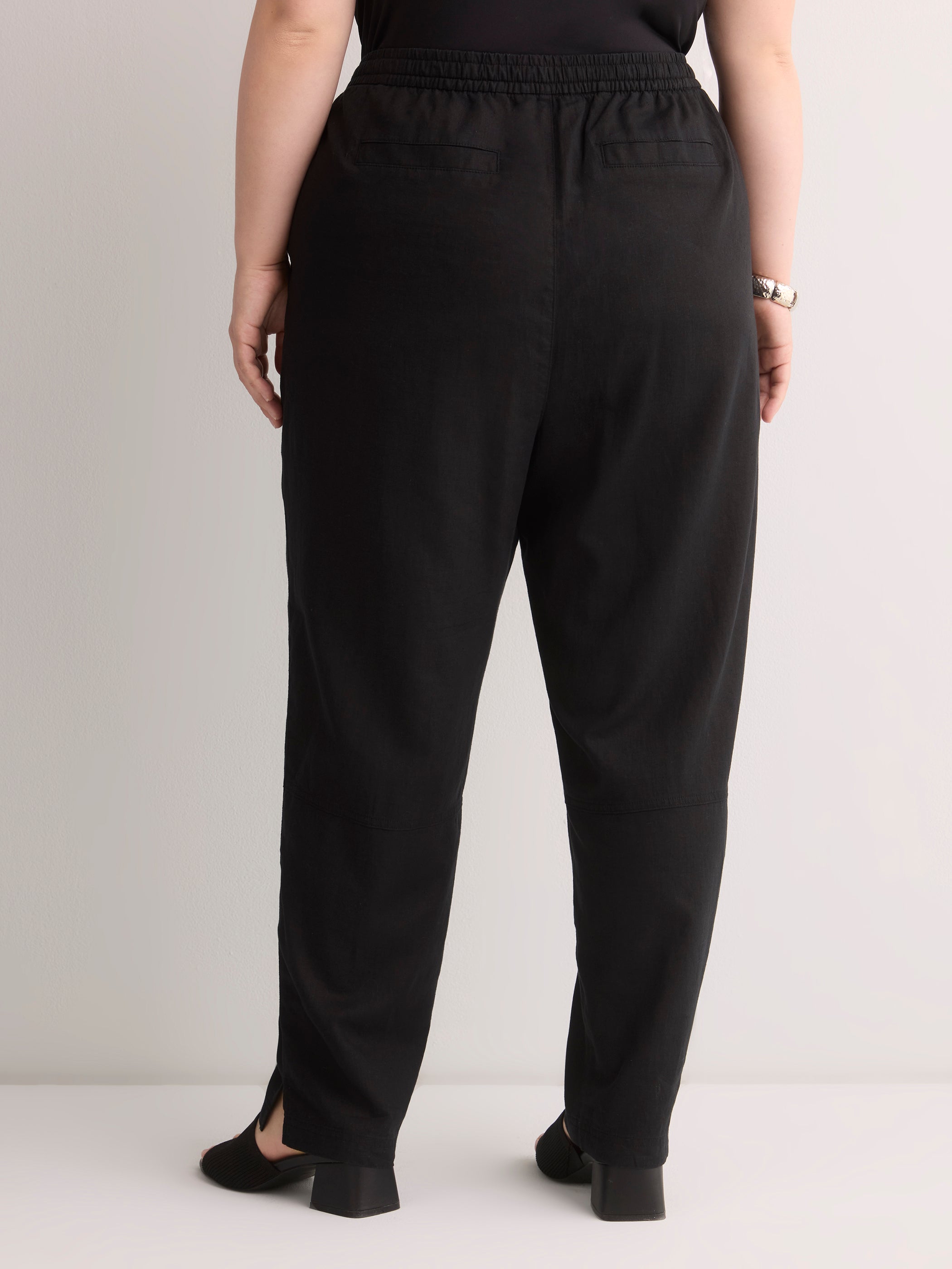 Linen Blend Tapered-Leg Pant