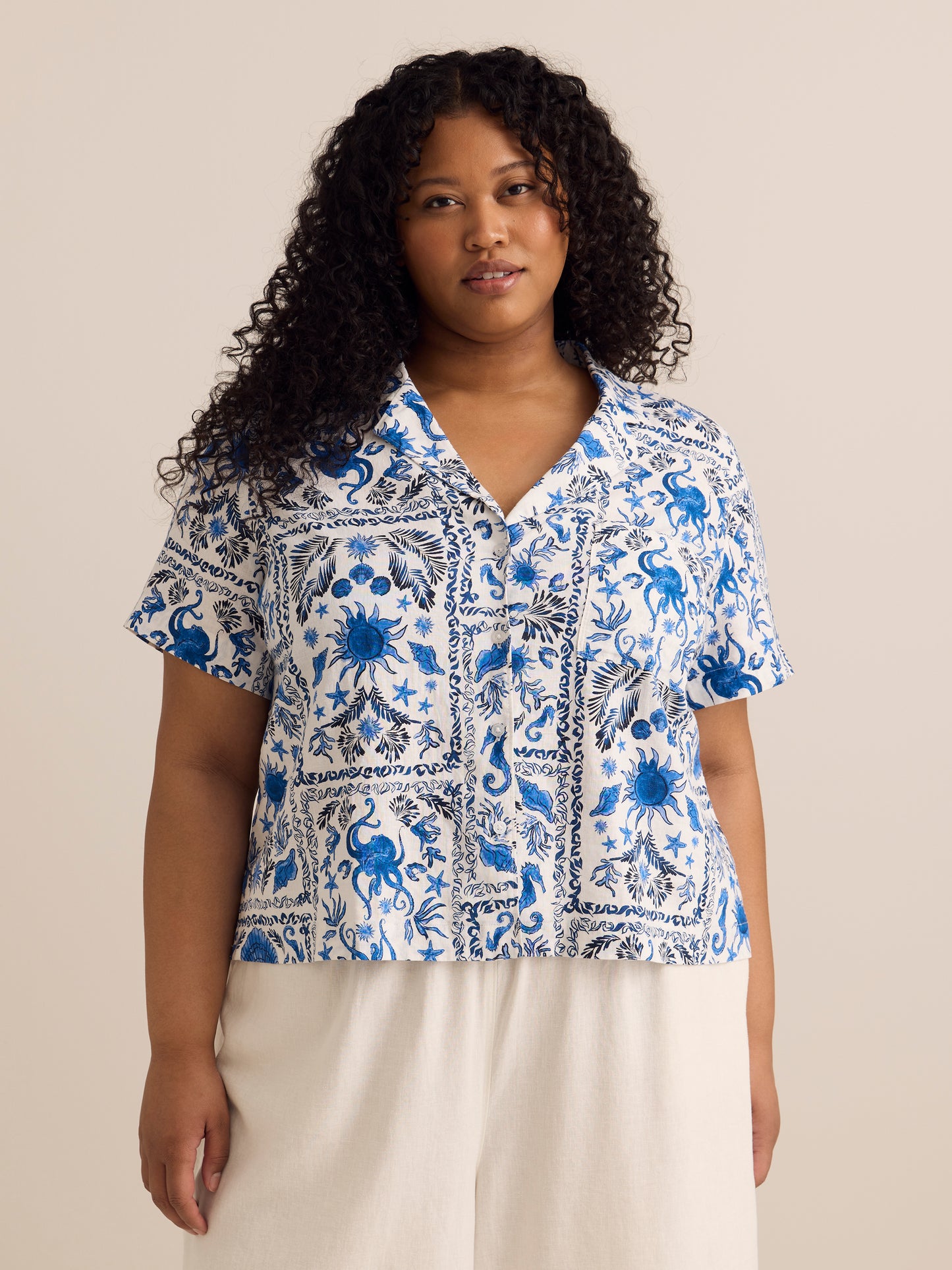 White Sea Tile Camp Collar Loose Blouse