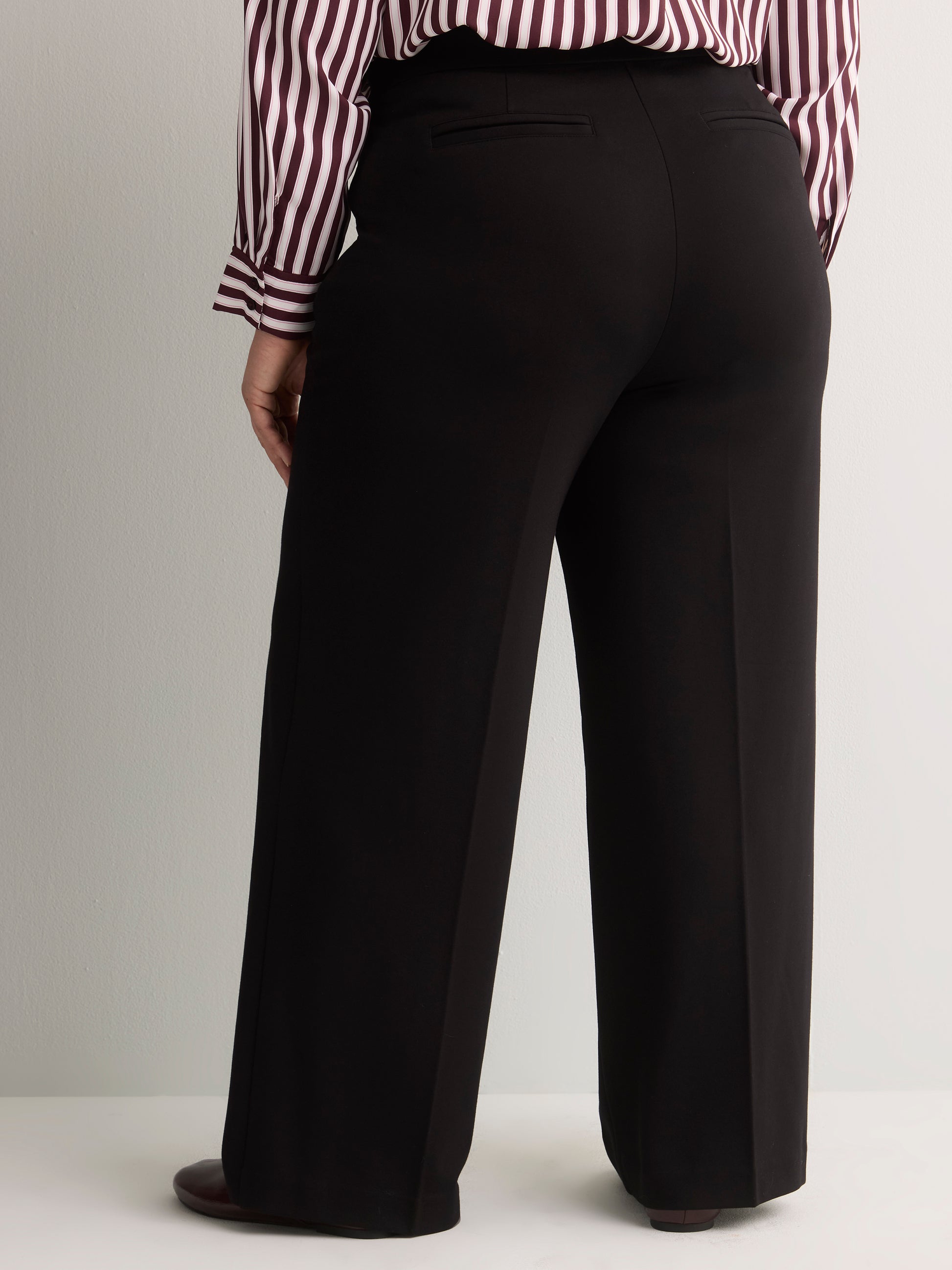 Petite, Black Ponte de Roma Wide-Leg Pant, Essential Pant