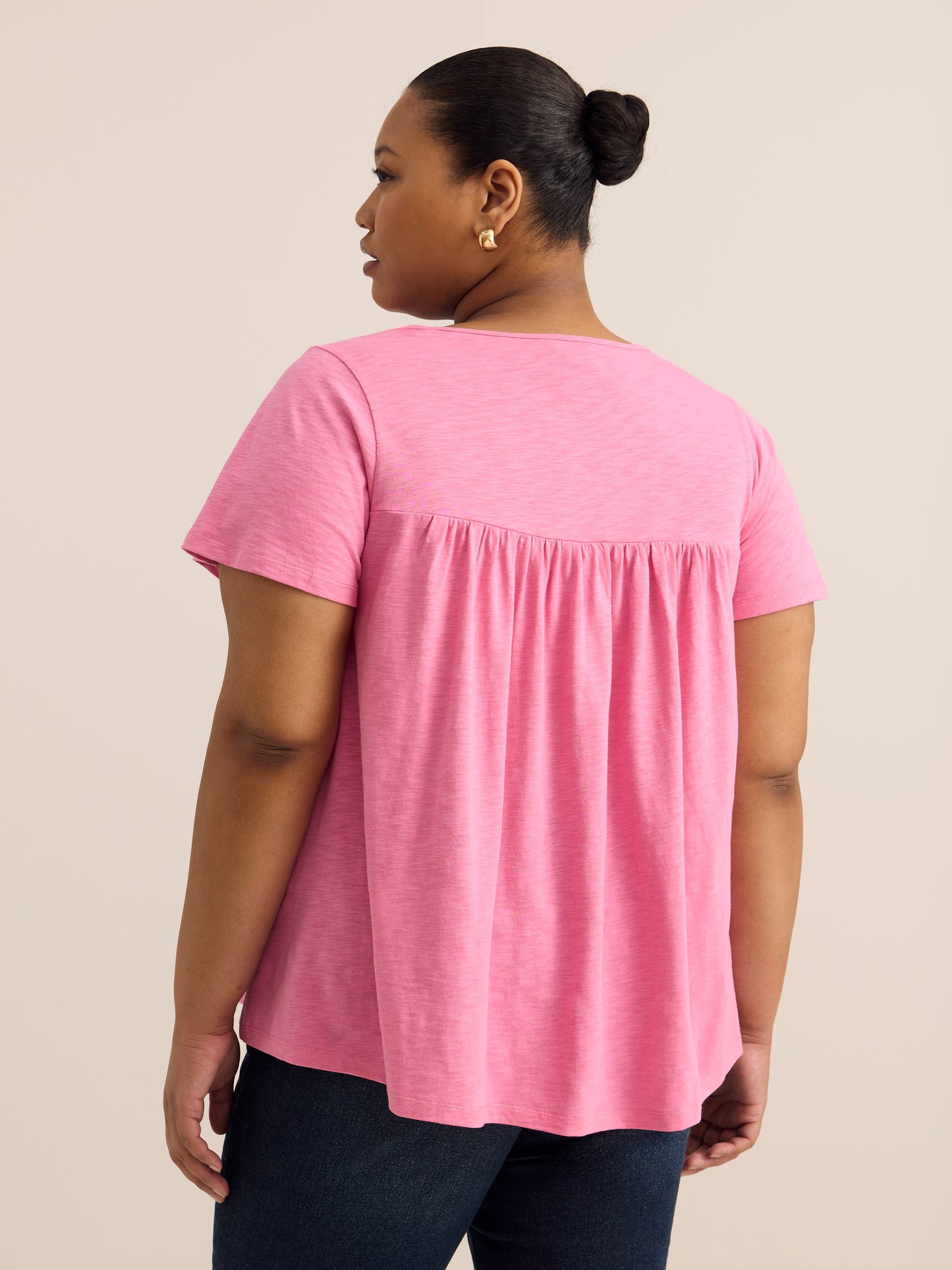 Slight Swing-Fit Crochet-Insert Top