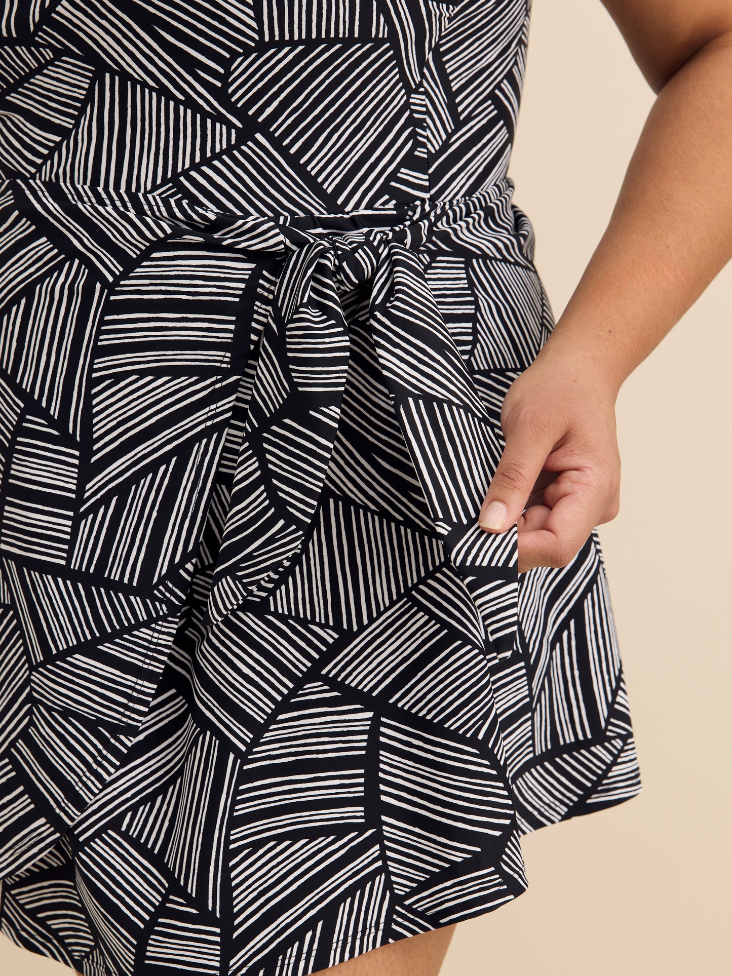 Black Geometric-Print Calabria Swim Dress - Raisins Curve