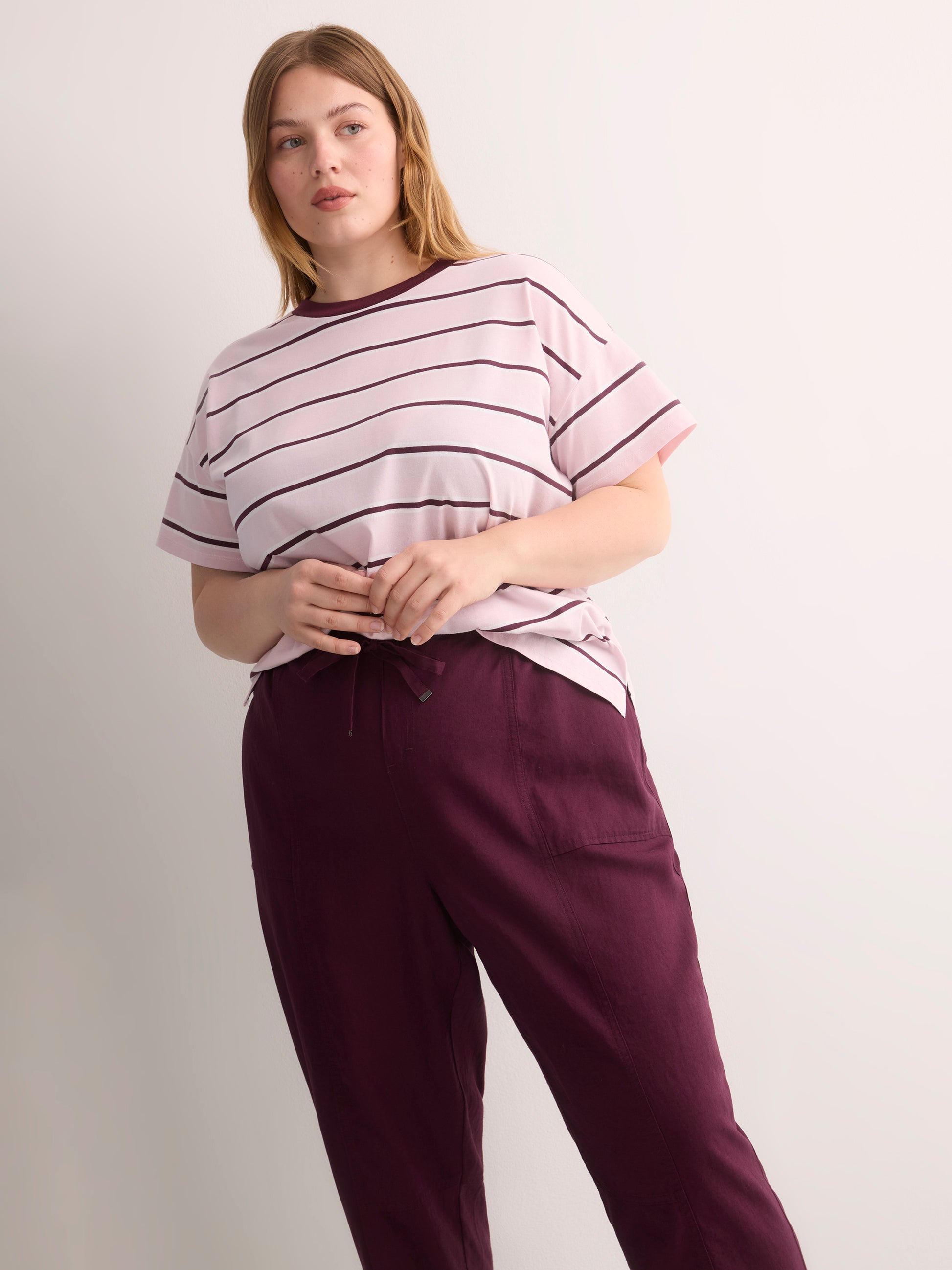Linen Blend Tapered-Leg Pant