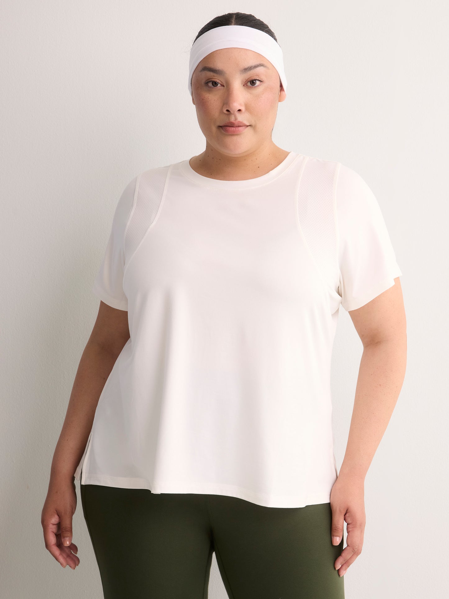 Responsible, Short-Sleeve T-Shirt with Mesh Inserts - Active Zone