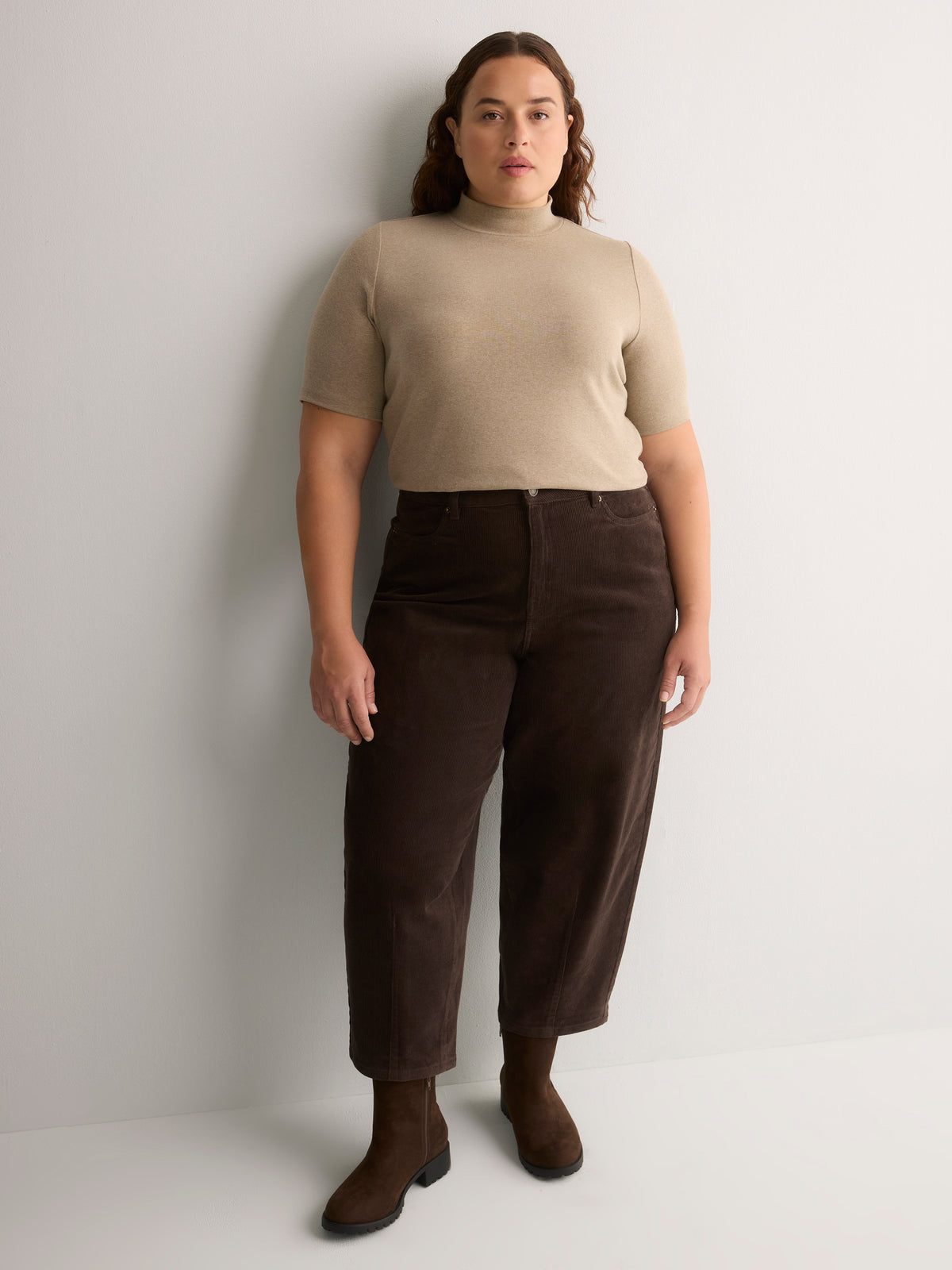 Curvy-Fit Barrel-Leg Corduroy Pant