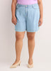 Short en denim à taille haute et pli, coupe galbée