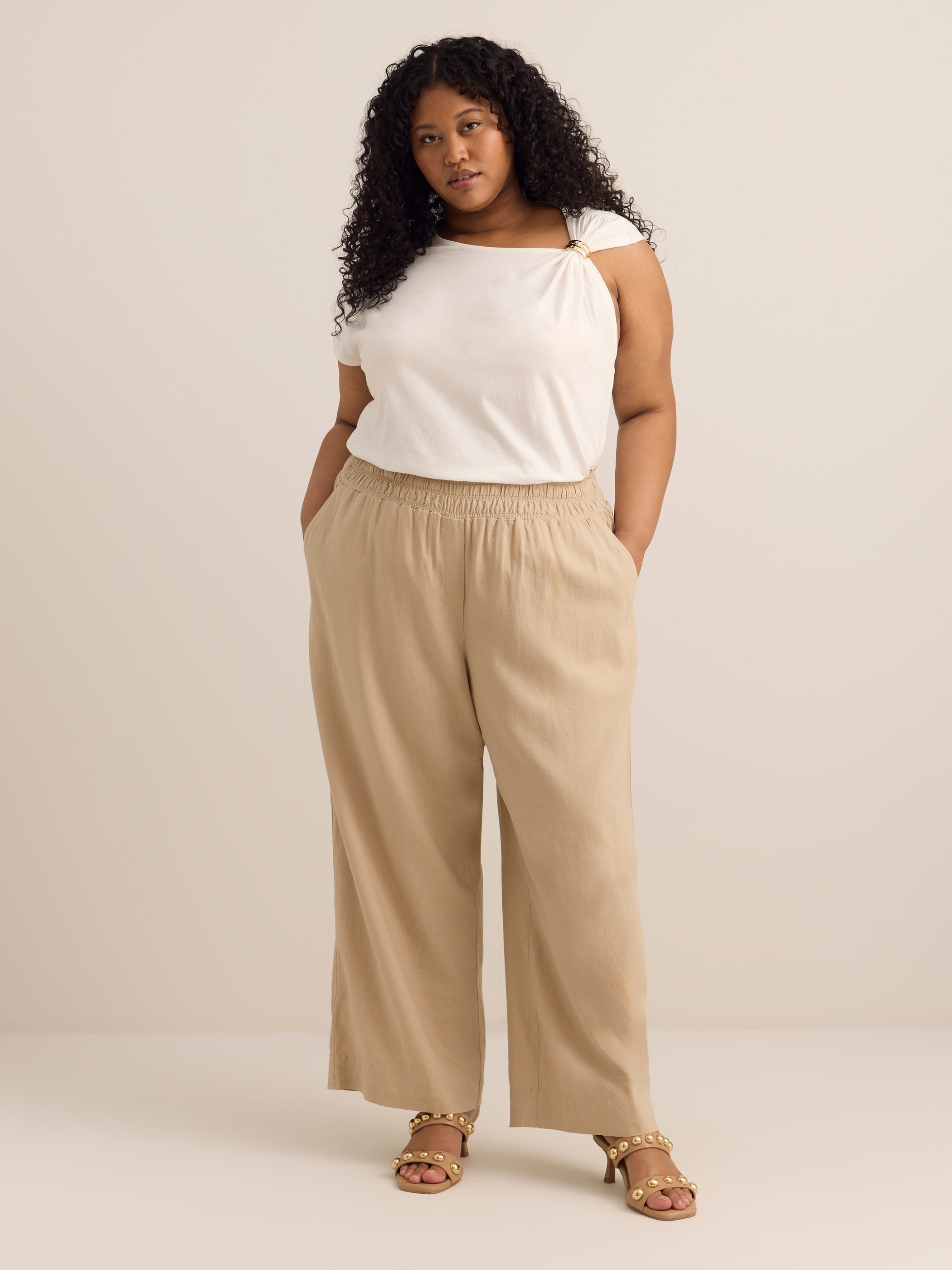 Straight Knit Top with Metal Jewel