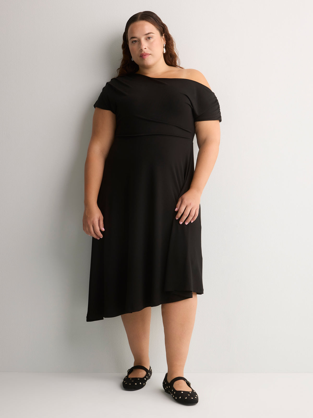 Asymmetrical Off-Shoulder Midi Dress - Addition Elle