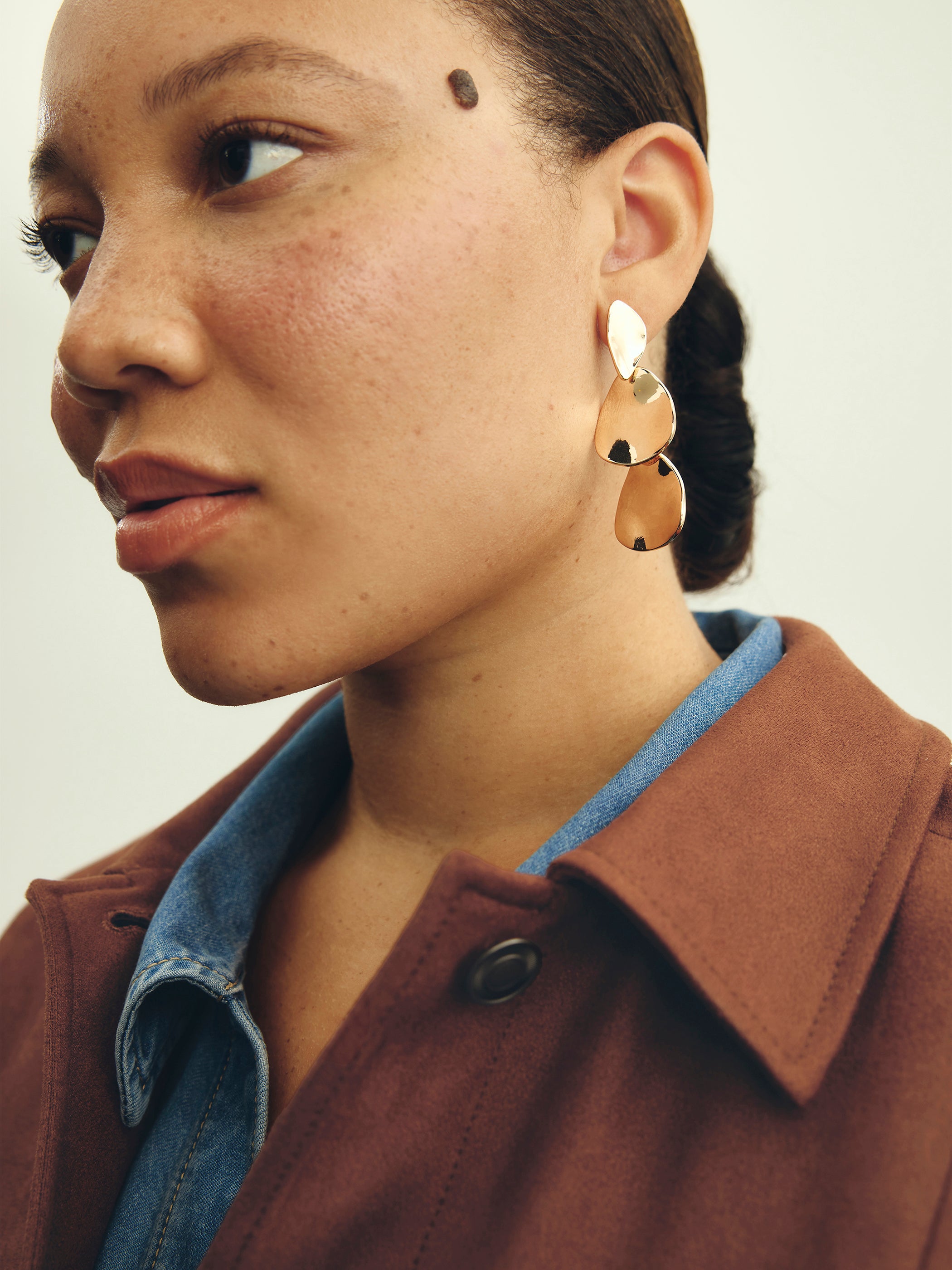 Single Disc Drop Earring