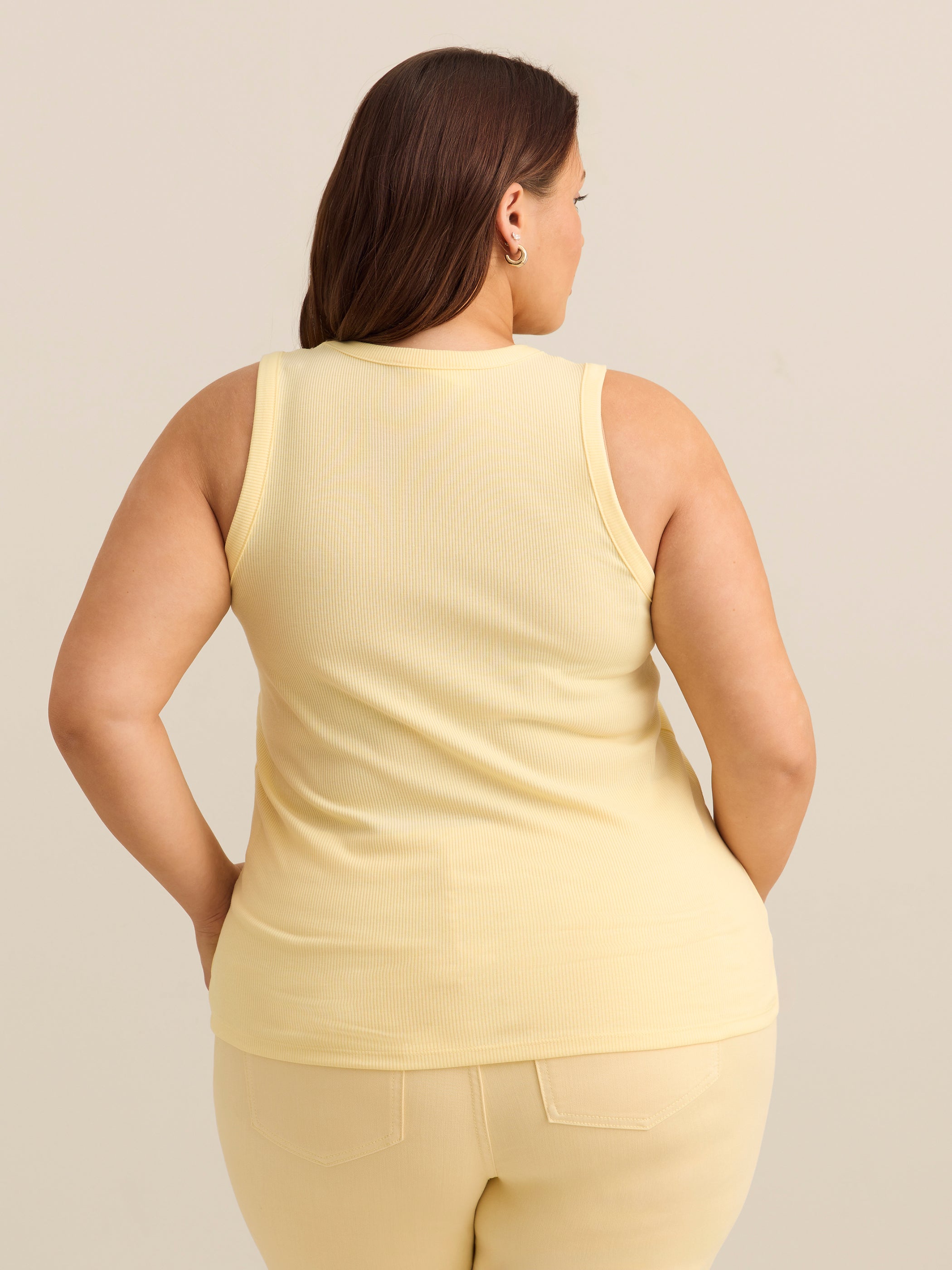 Fitted V-Neck Ribbed Knit Tank Top - Addition Elle