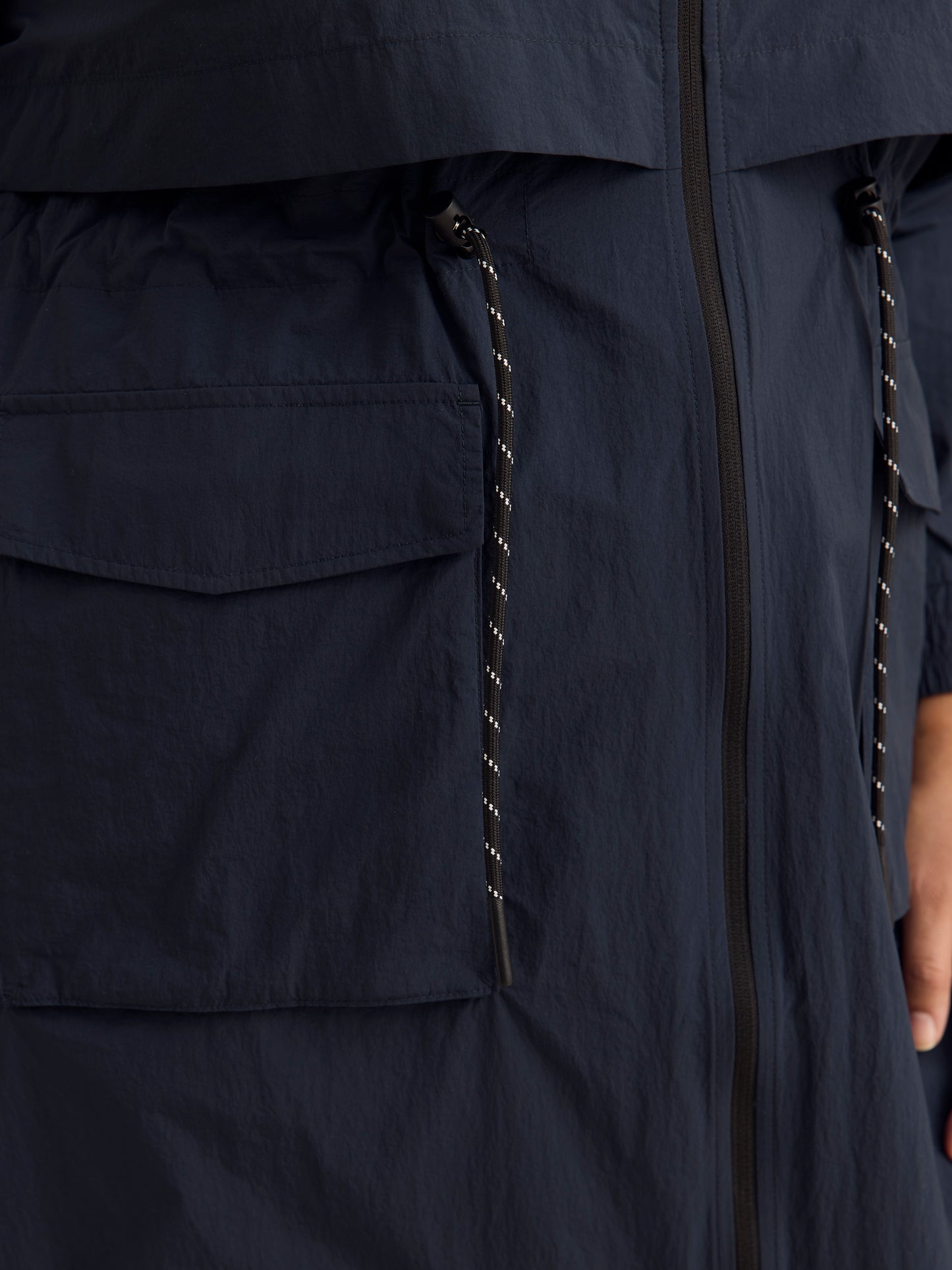 Long Water-Repellent Windbreaker - ActiveZone