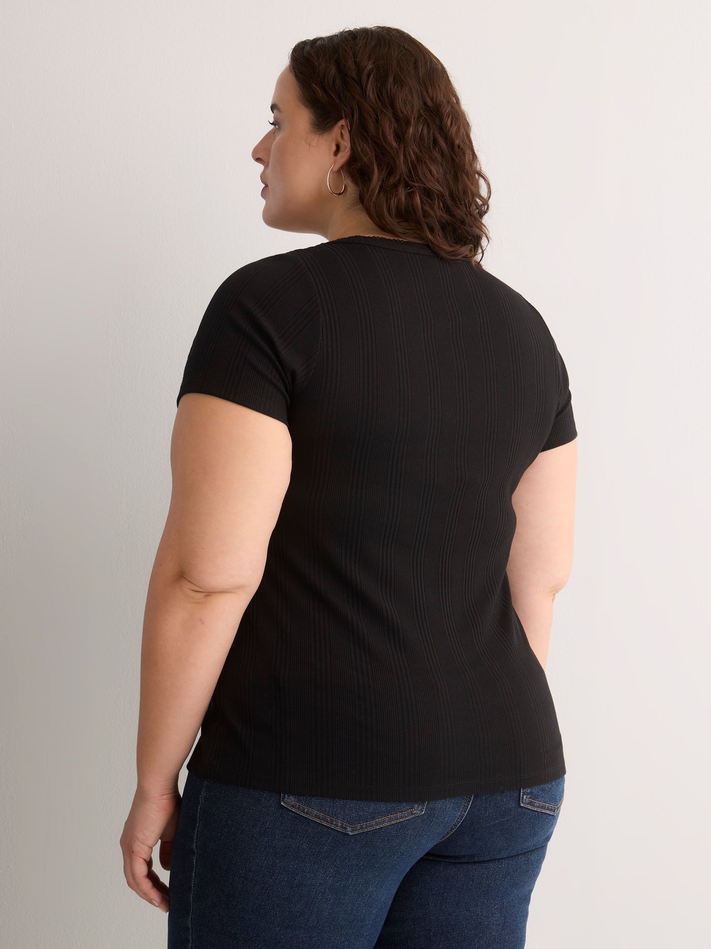 Ribbed Knit Fitted Short-Sleeve T-Shirt