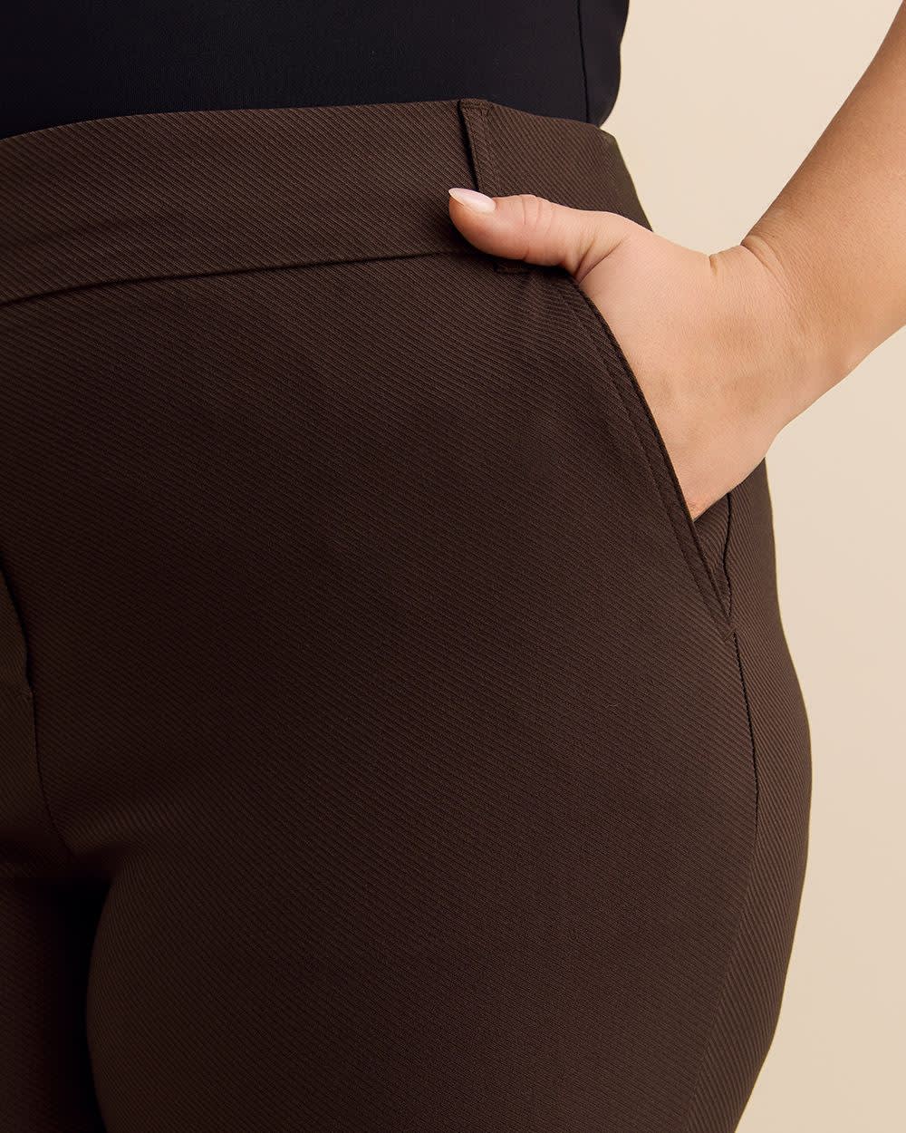 Savvy Fit Straight-Leg Pant