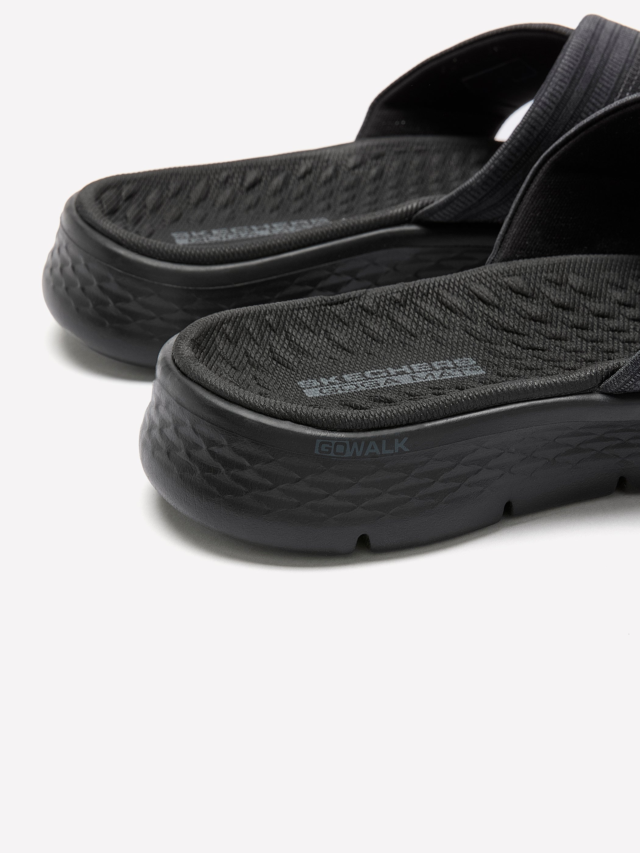 Sandale croisée à enfiler Go Flex Walk, pied large - Skechers