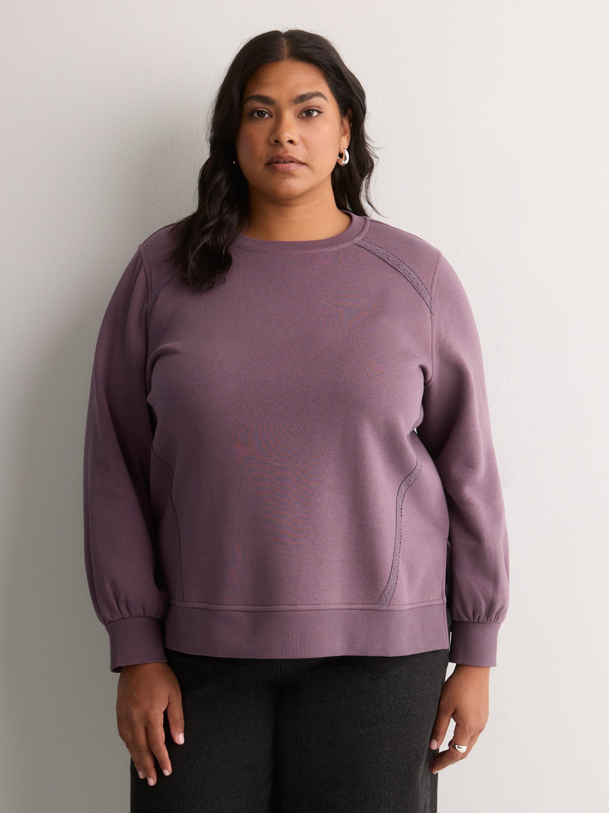Loose Crew-Neck Fleece Sweatshirt with Long Balloon Sleeves