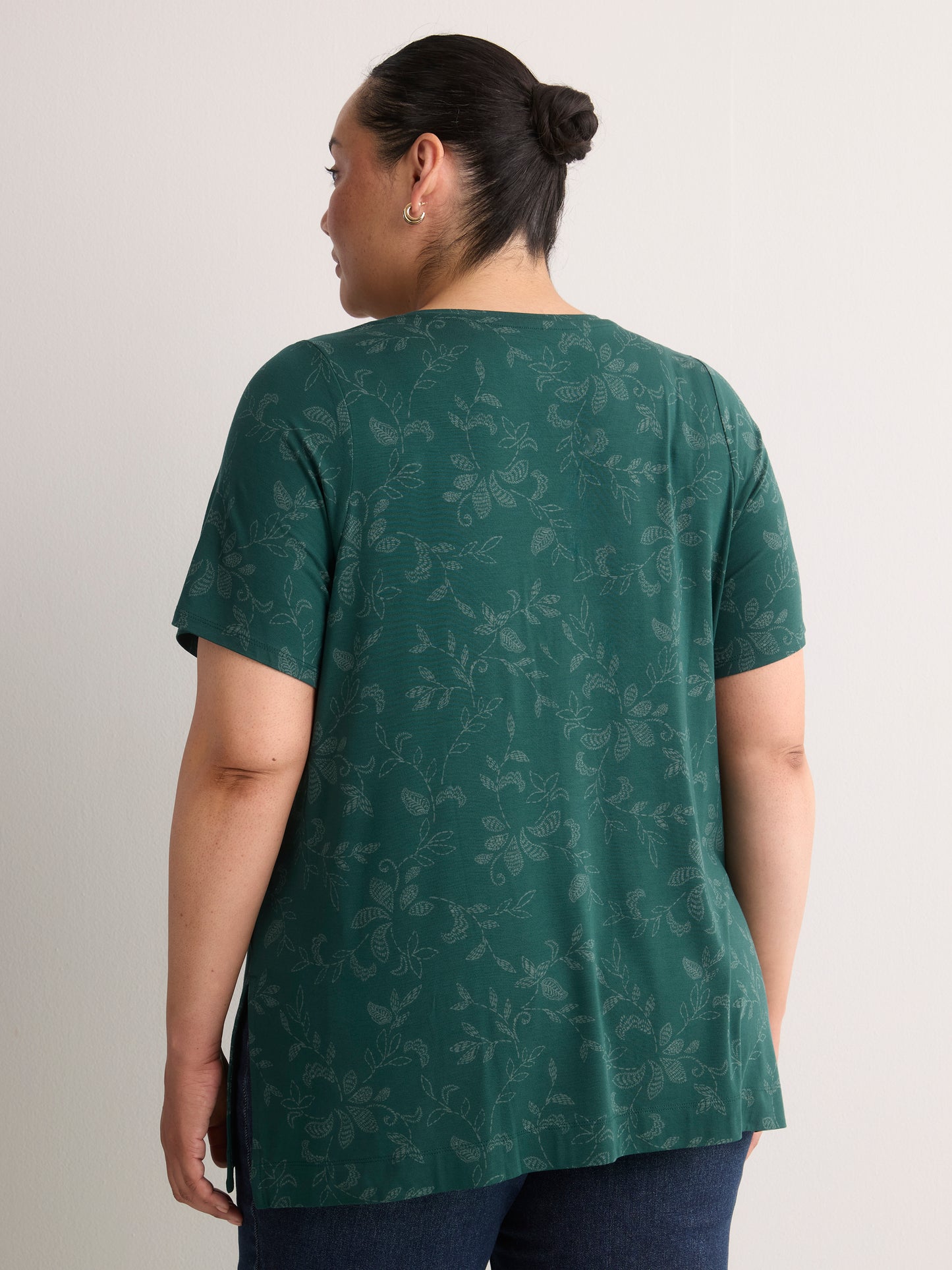 Responsible, Modern-Fit V-Neck Short-Sleeve Tunic Top