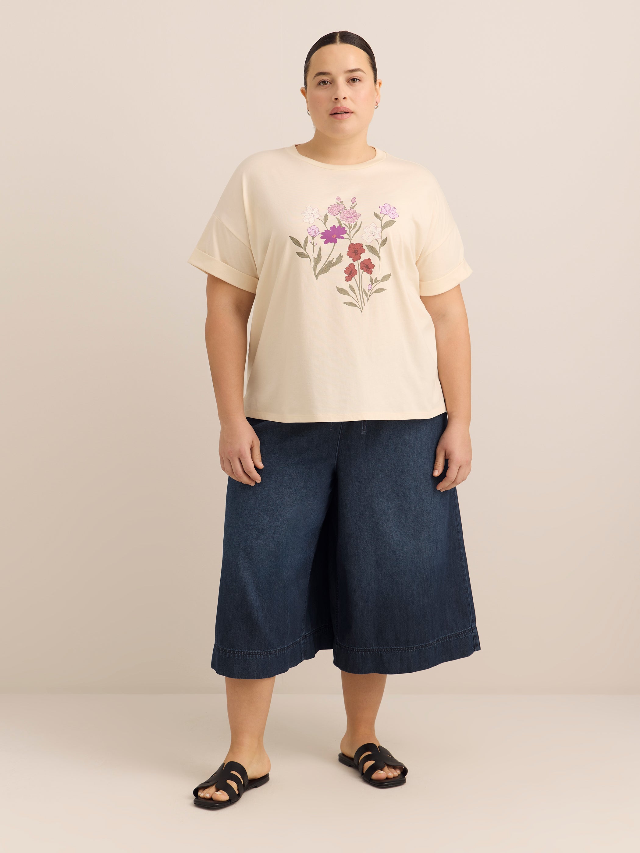 Boxy Short-Sleeve Crew-Neck T-Shirt