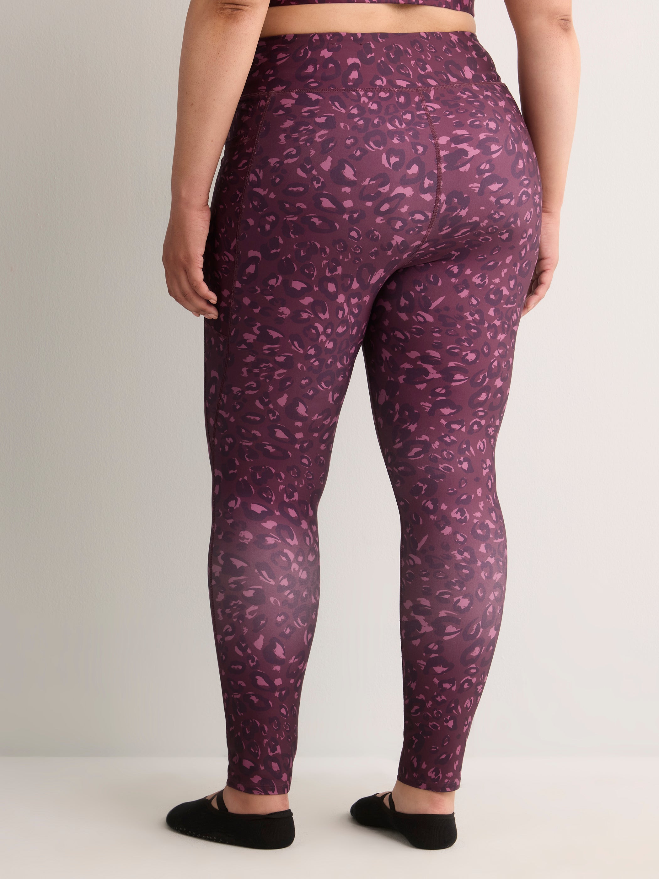 Responsible, Double Knit Crisscross Legging - Active Zone