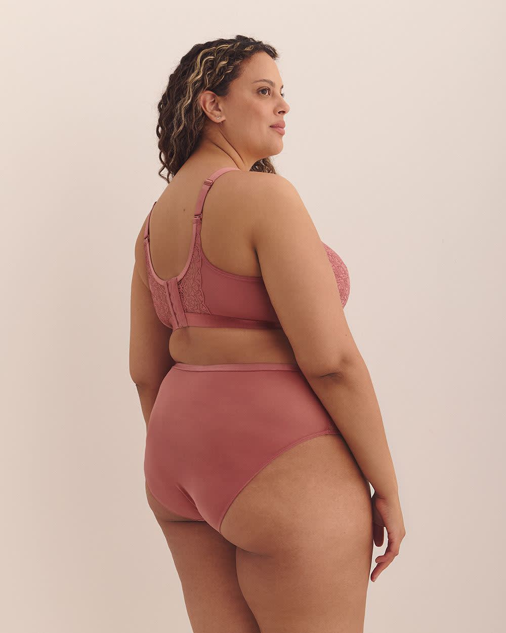 Lace Bralette with Scalloped Edge - Déesse Collection