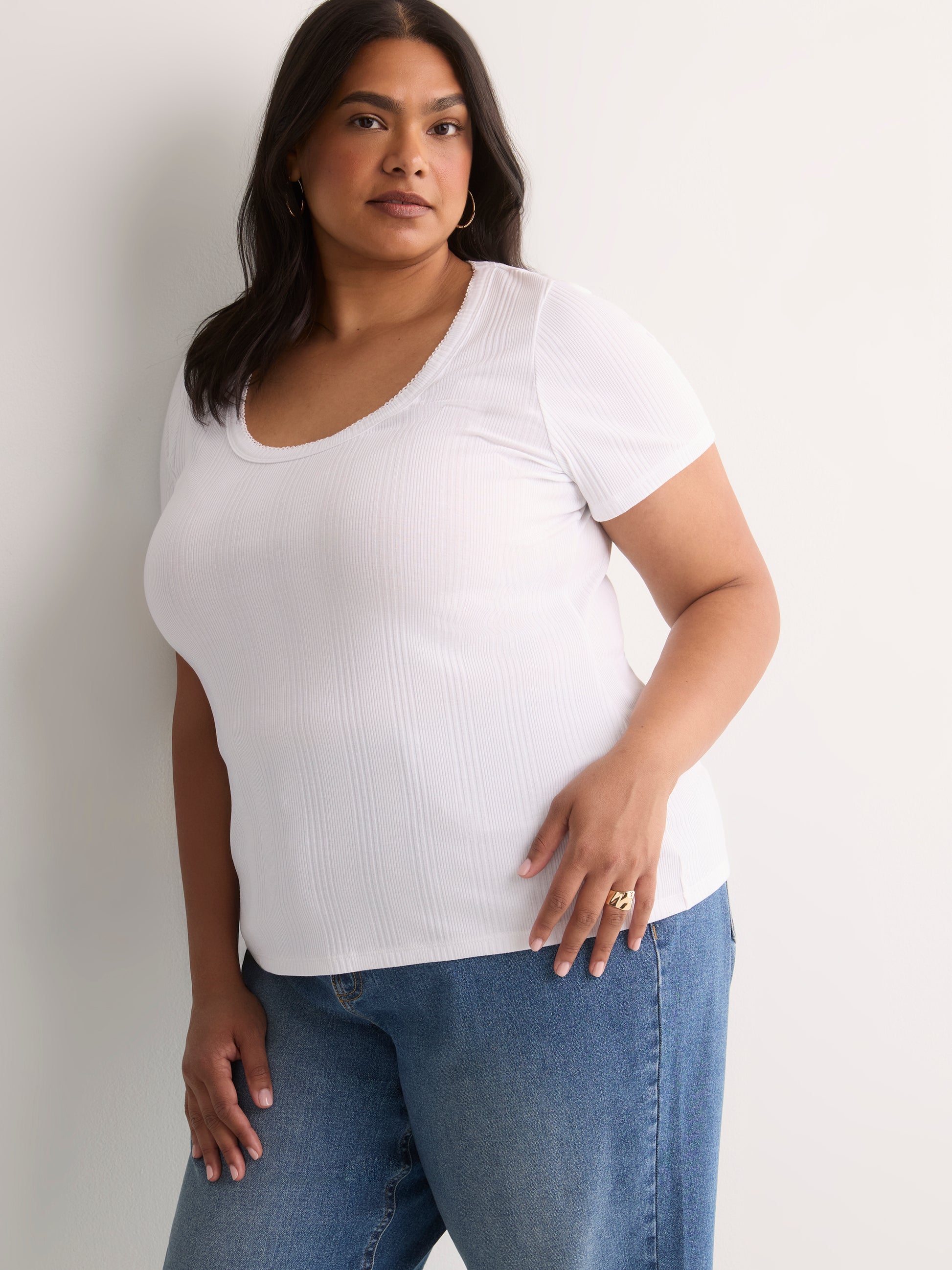 Ribbed Knit Fitted Short-Sleeve T-Shirt