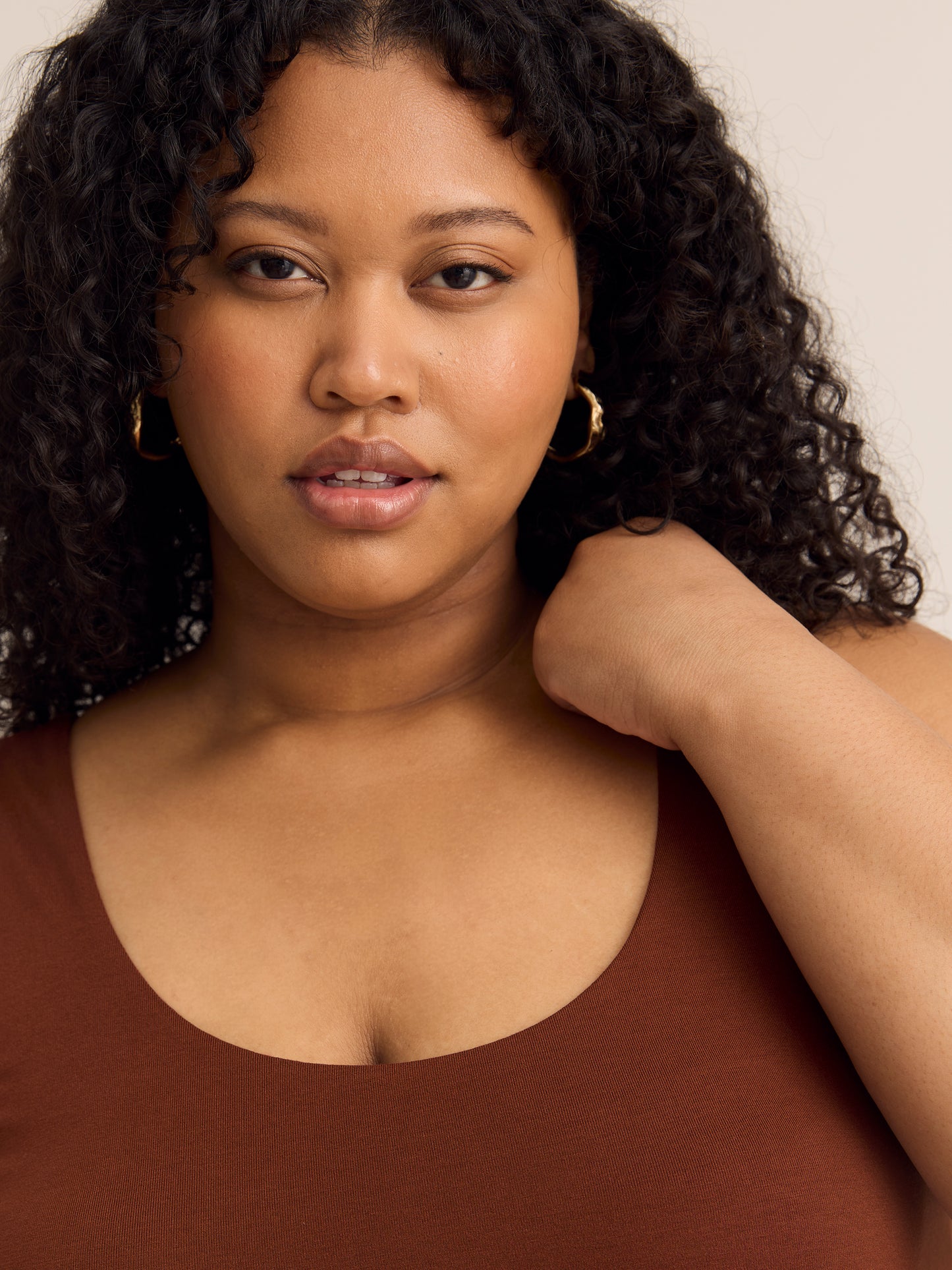 Responsible, Scoop Neck Sleeveless Dress with Slit