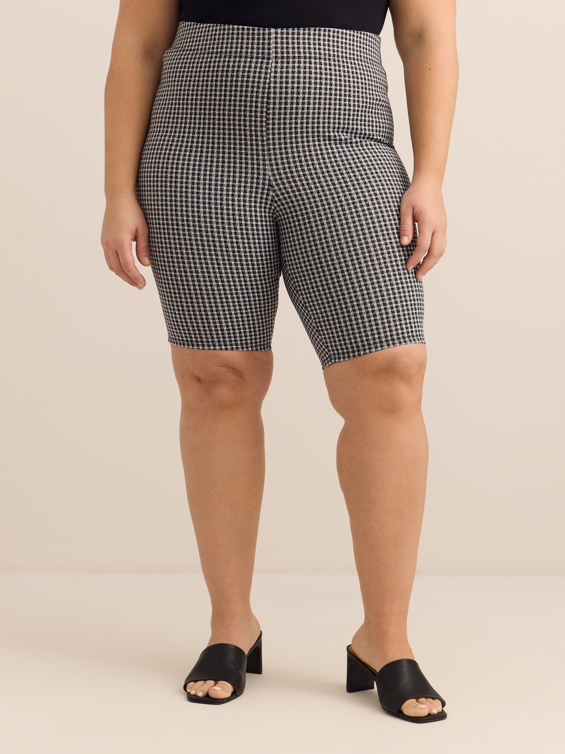 Gingham-Textured Bike Short
