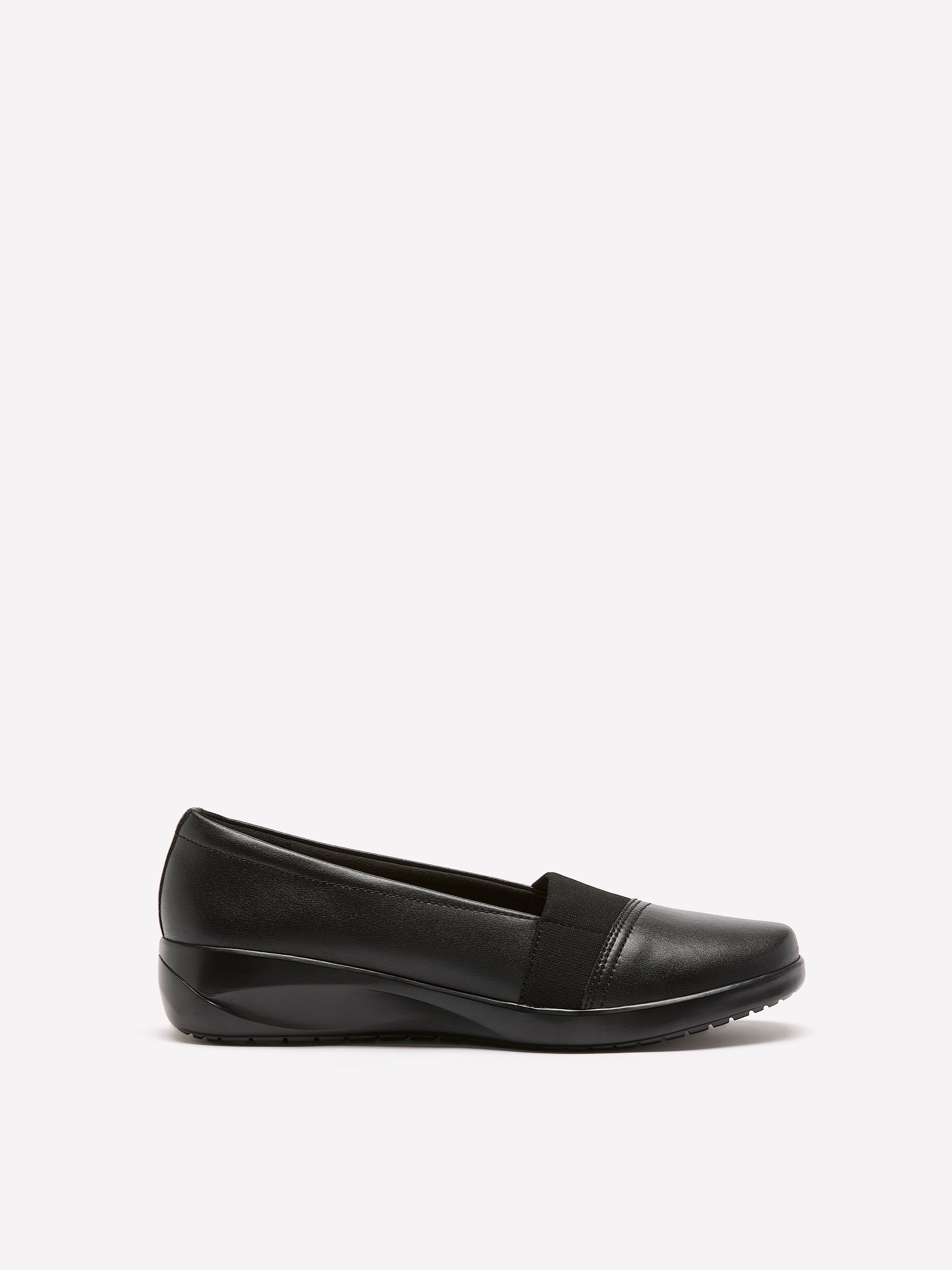 Wide Width, Kaetlyn Rhea Black Leather Shoe - Clarks